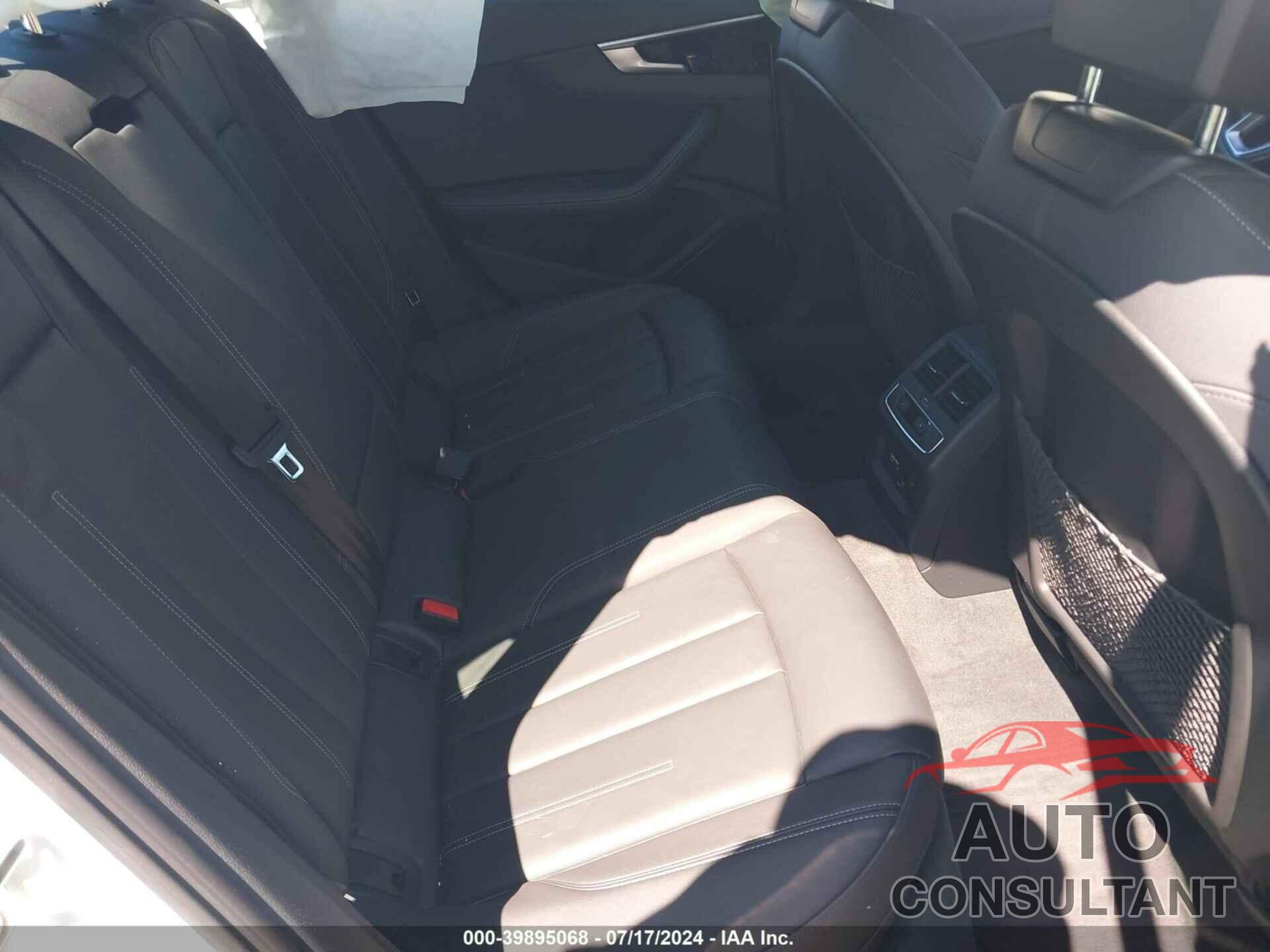 AUDI A4 2021 - WAUEAAF44MN006148
