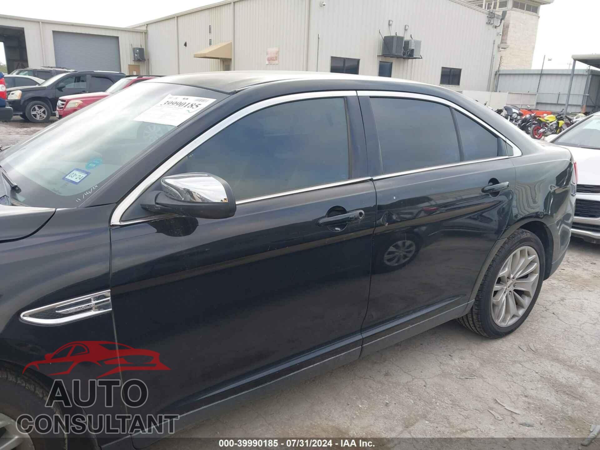 FORD TAURUS 2017 - 1FAHP2F86HG108347