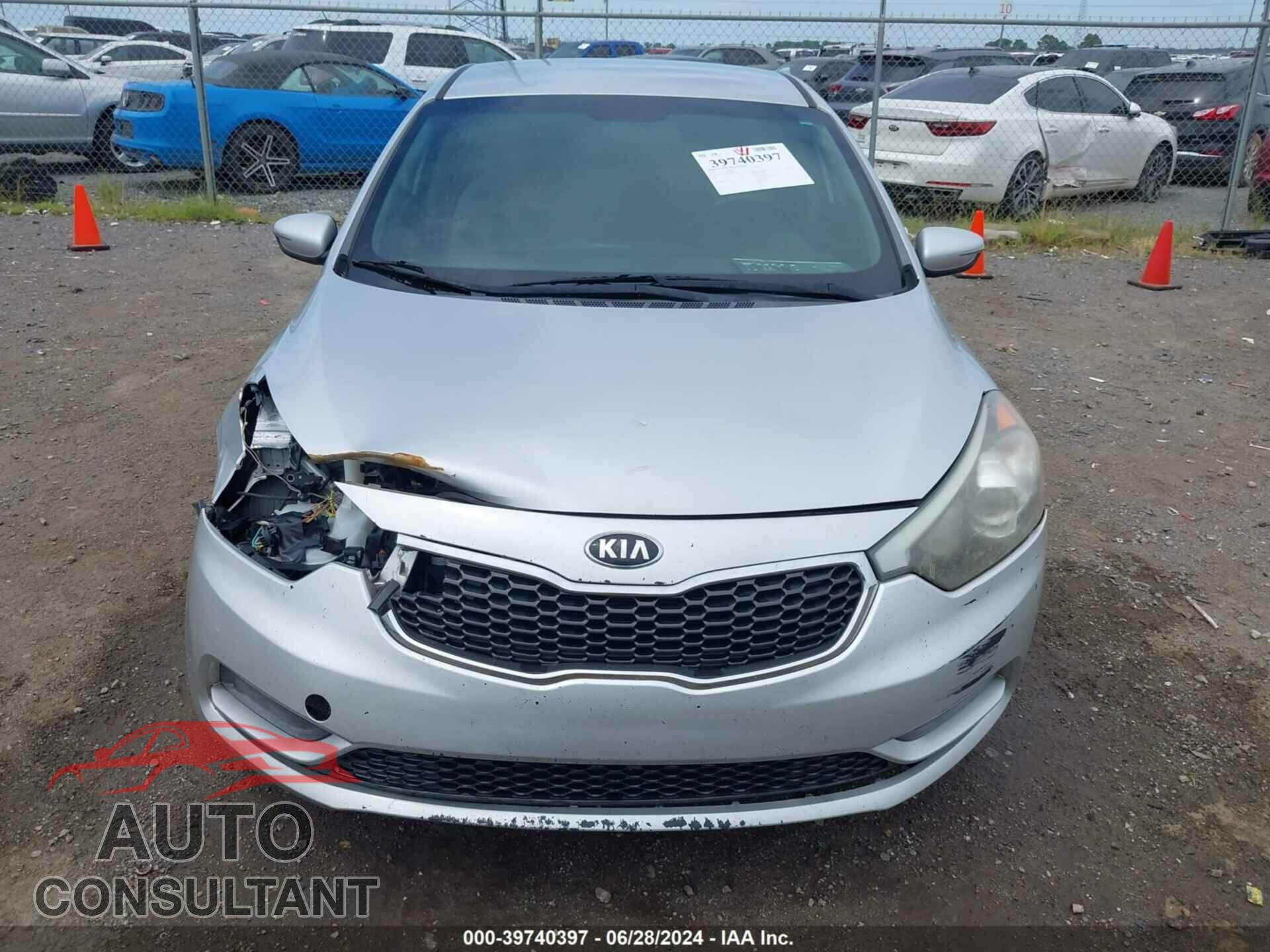 KIA FORTE 2016 - KNAFX4A68G5460582