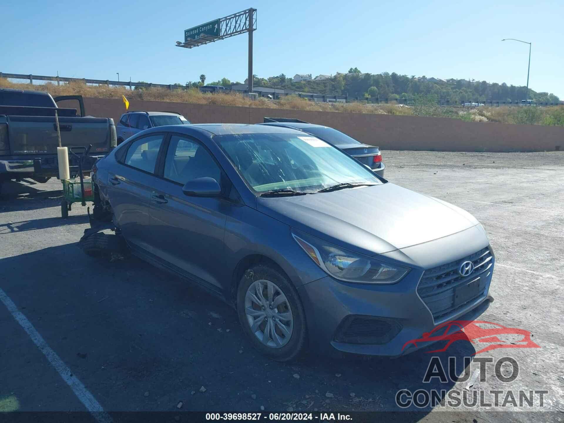 HYUNDAI ACCENT 2018 - 3KPC24A30JE016943