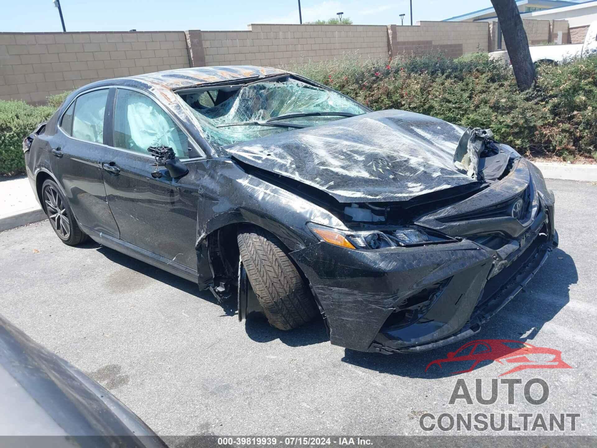 TOYOTA CAMRY 2023 - 4T1G11AK5PU145115