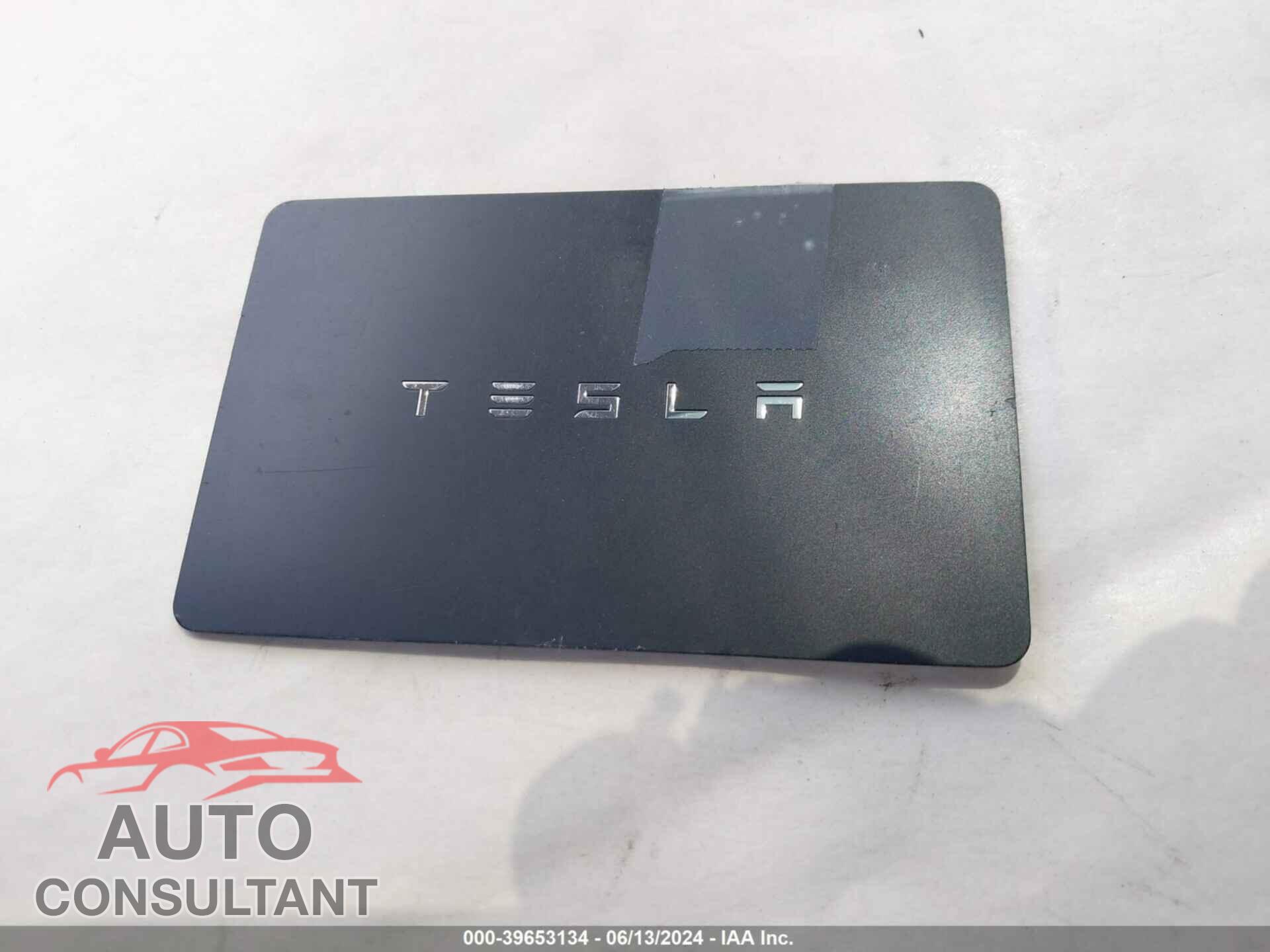 TESLA MODEL 3 2018 - 5YJ3E1EA3JF061500