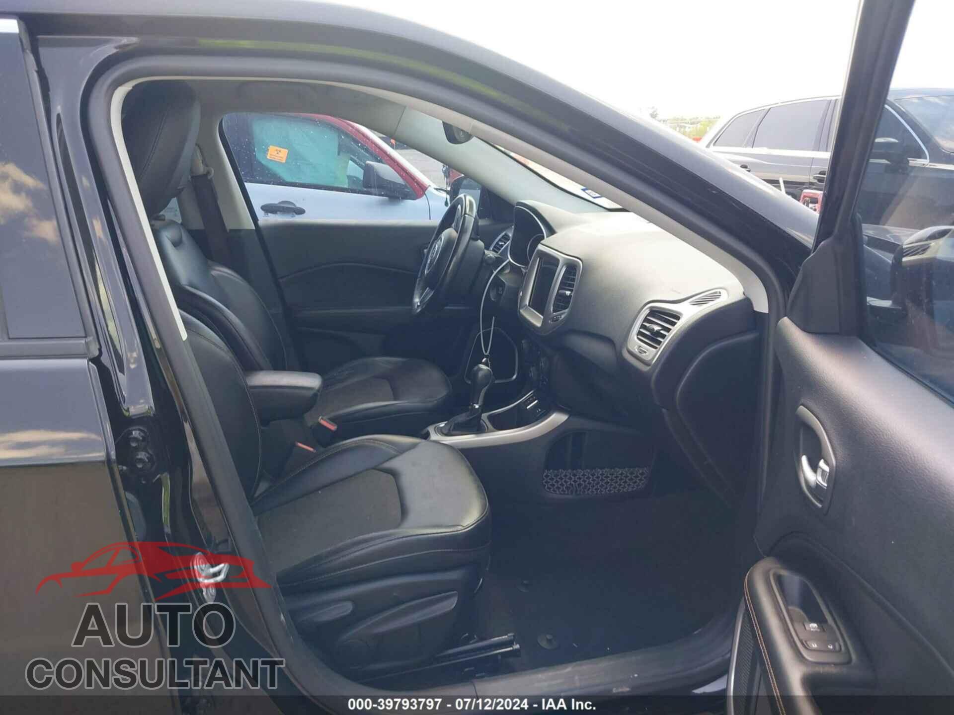 JEEP NEW COMPASS 2017 - 3C4NJCBB5HT629528