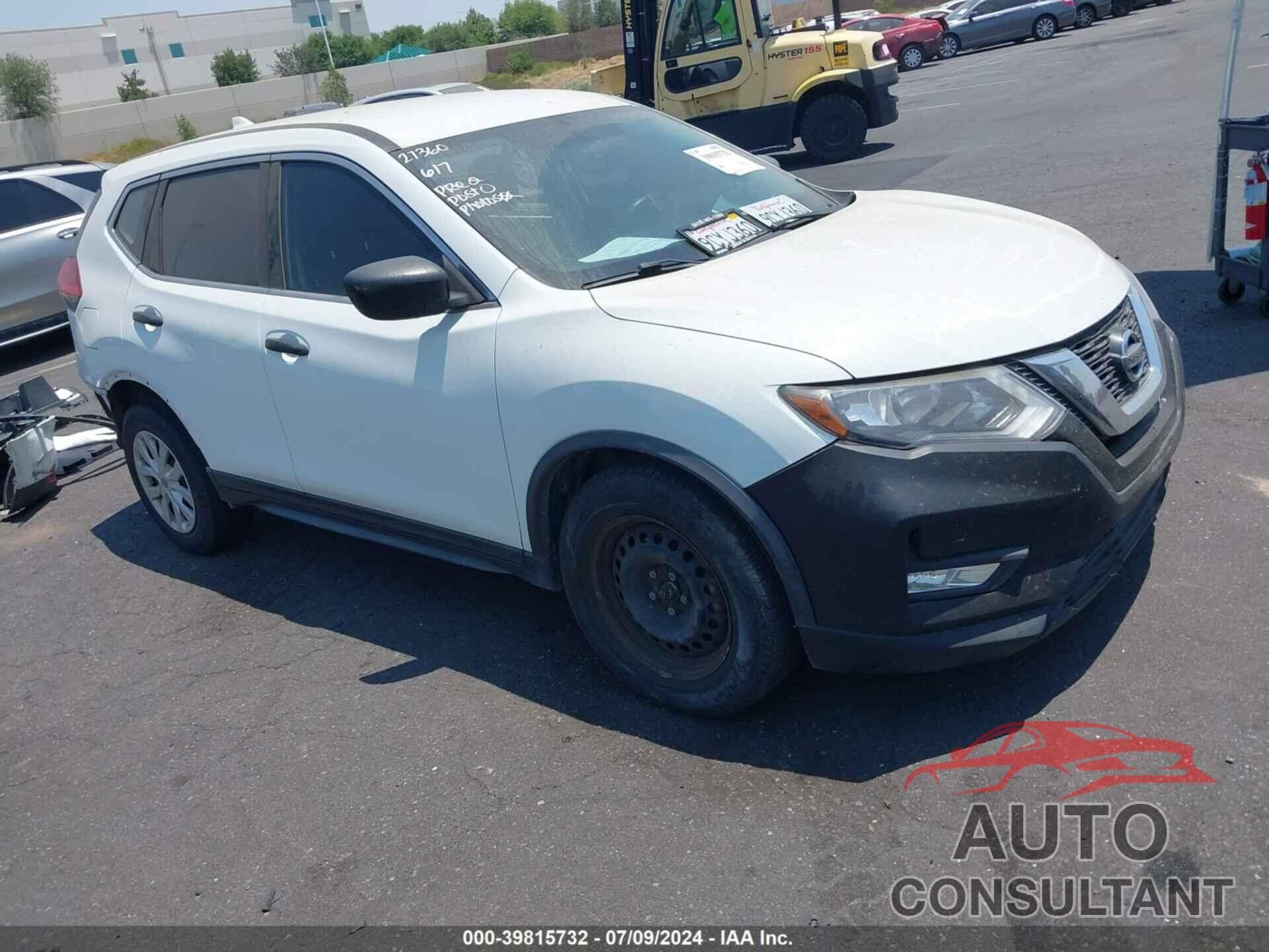 NISSAN ROGUE 2017 - KNMAT2MT3HP533913