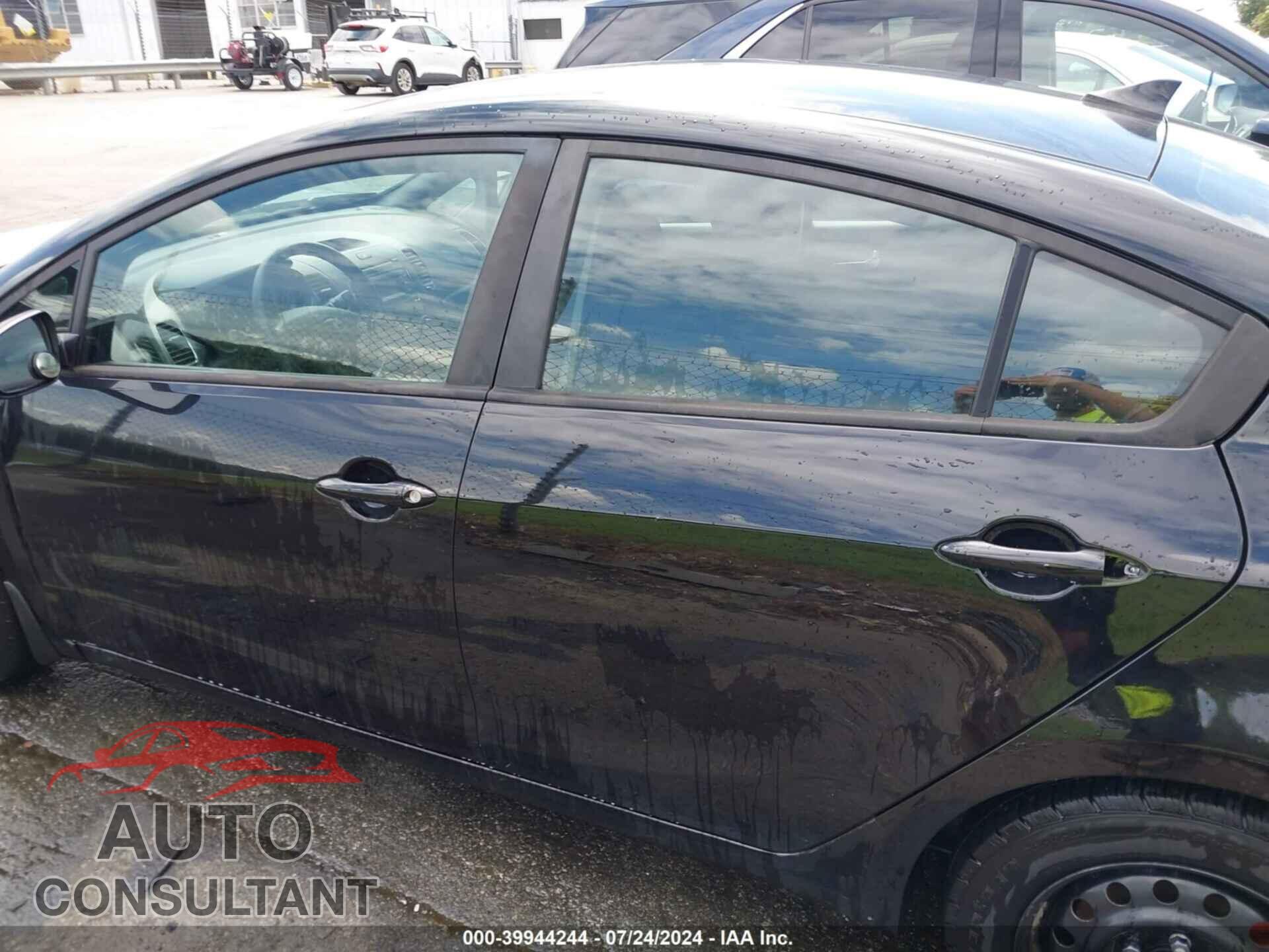 KIA FORTE 2017 - 3KPFK4A78HE045505
