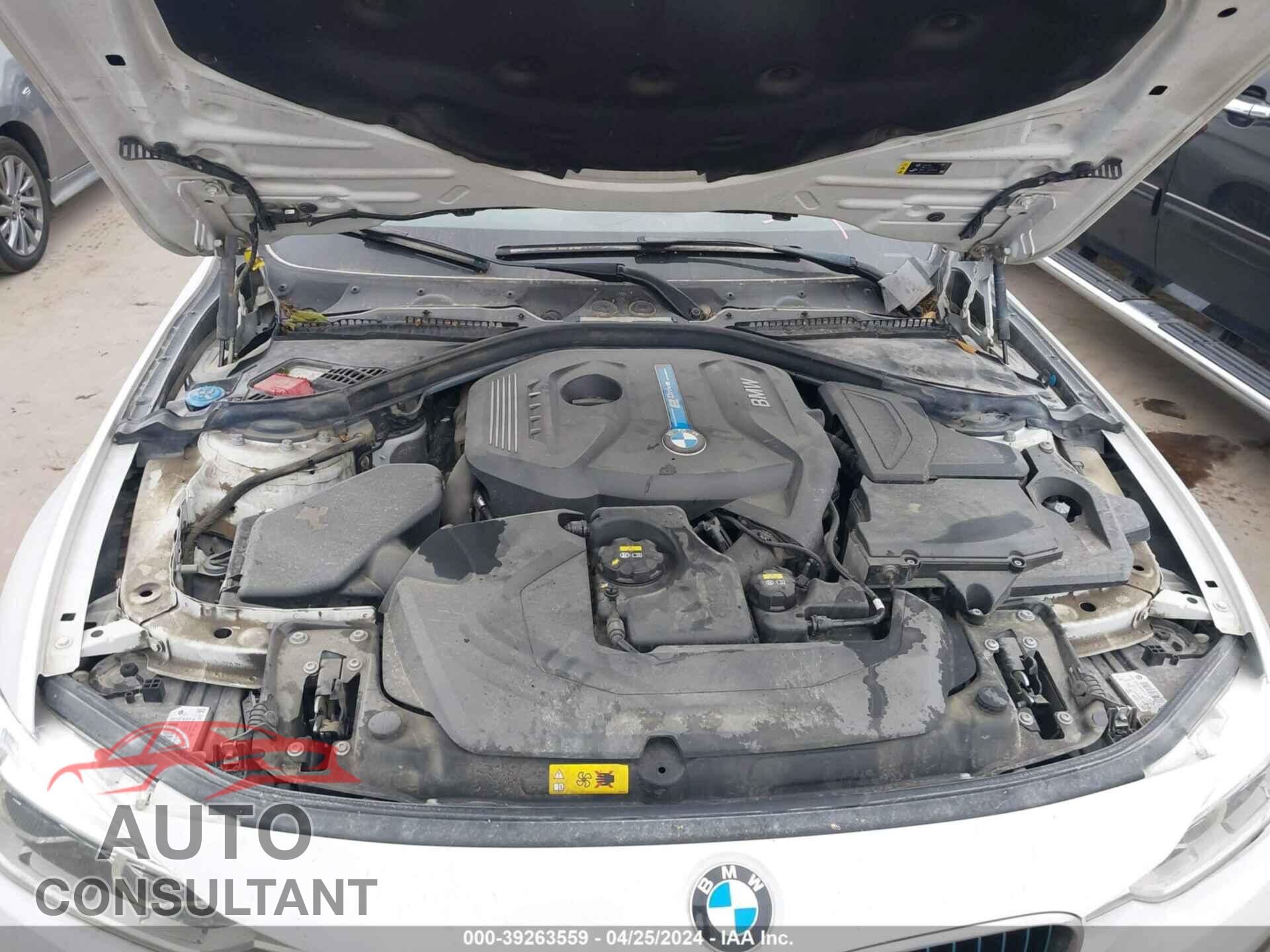 BMW 330E 2018 - WBA8E1C54JA180304