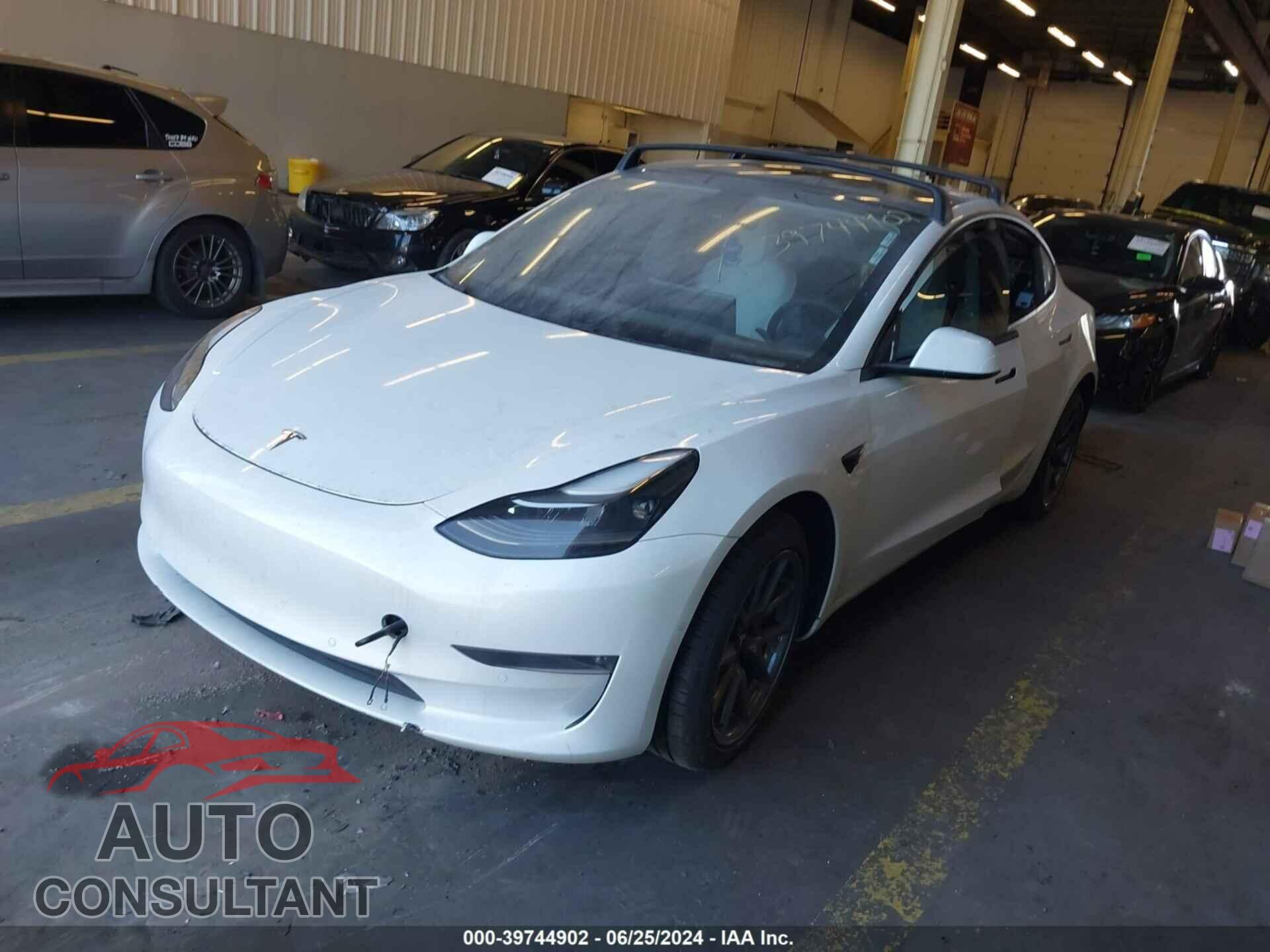 TESLA MODEL 3 2021 - 5YJ3E1EB8MF923963