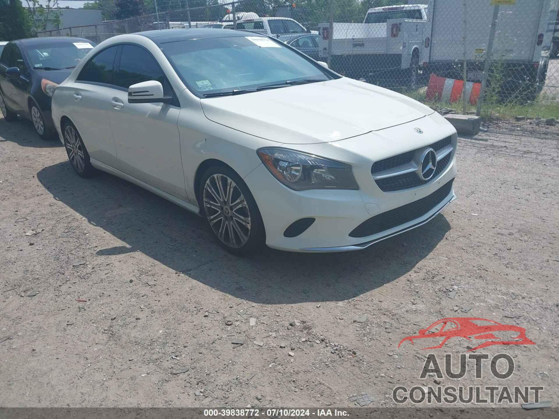 MERCEDES-BENZ CLA 250 2018 - WDDSJ4GB7JN562427