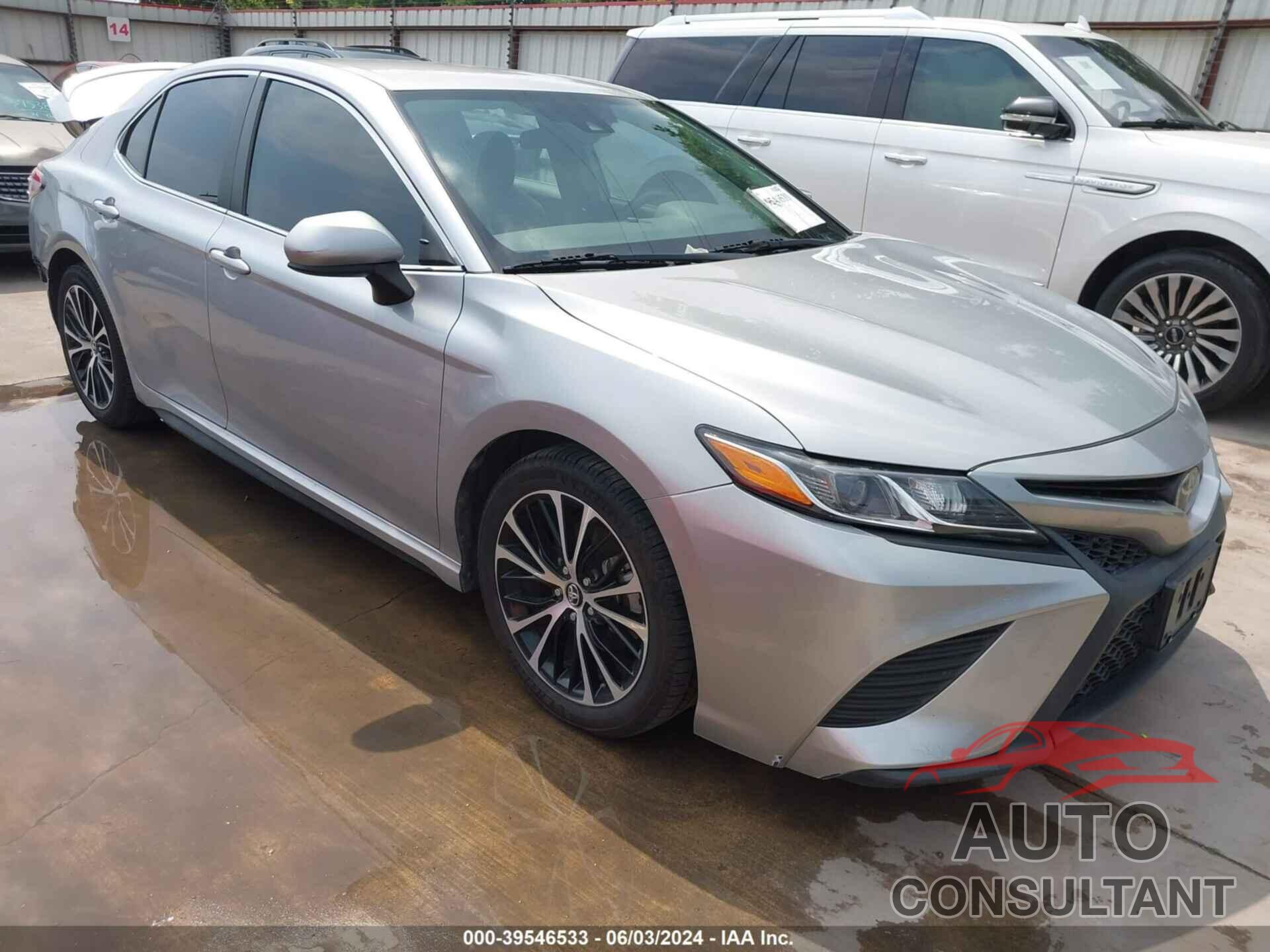 TOYOTA CAMRY 2020 - 4T1G11AK1LU341885