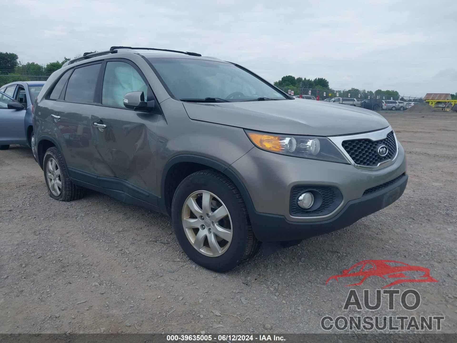 KIA SORENTO 2012 - 5XYKT3A62CG267370