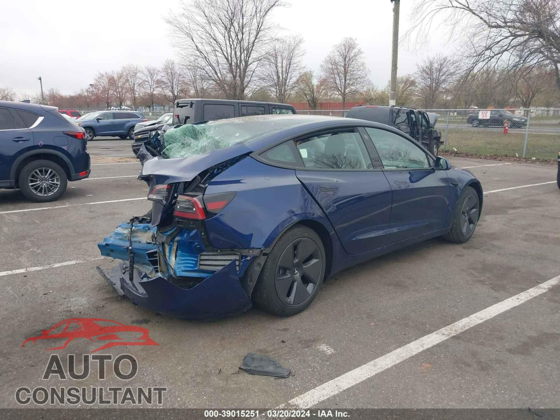 TESLA MODEL 3 2023 - 5YJ3E1EA0PF642977
