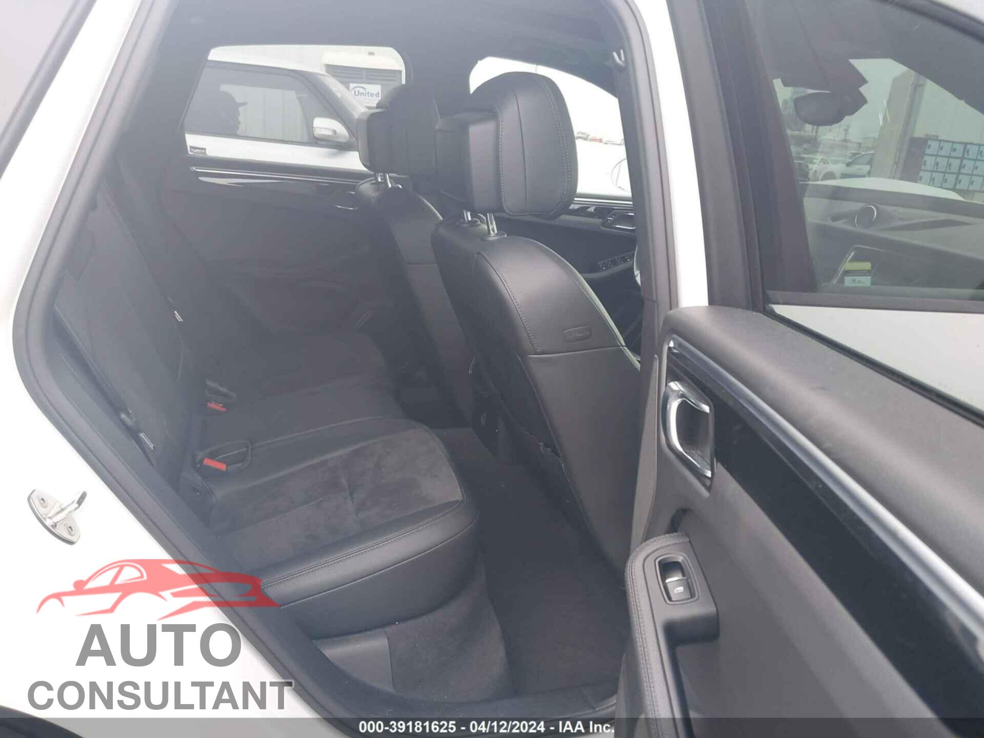 PORSCHE MACAN 2018 - WP1AA2A59JLB07389