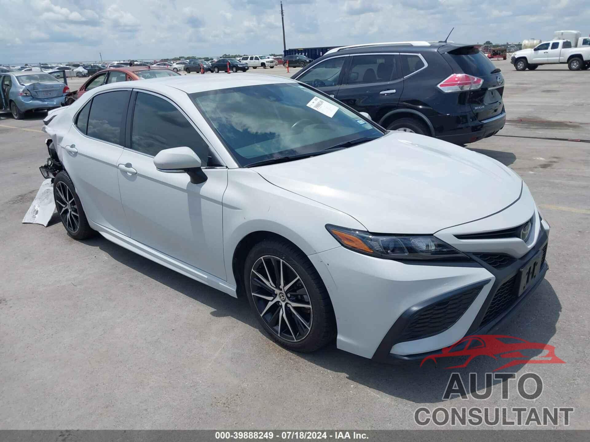 TOYOTA CAMRY 2023 - 4T1G11AK6PU122443
