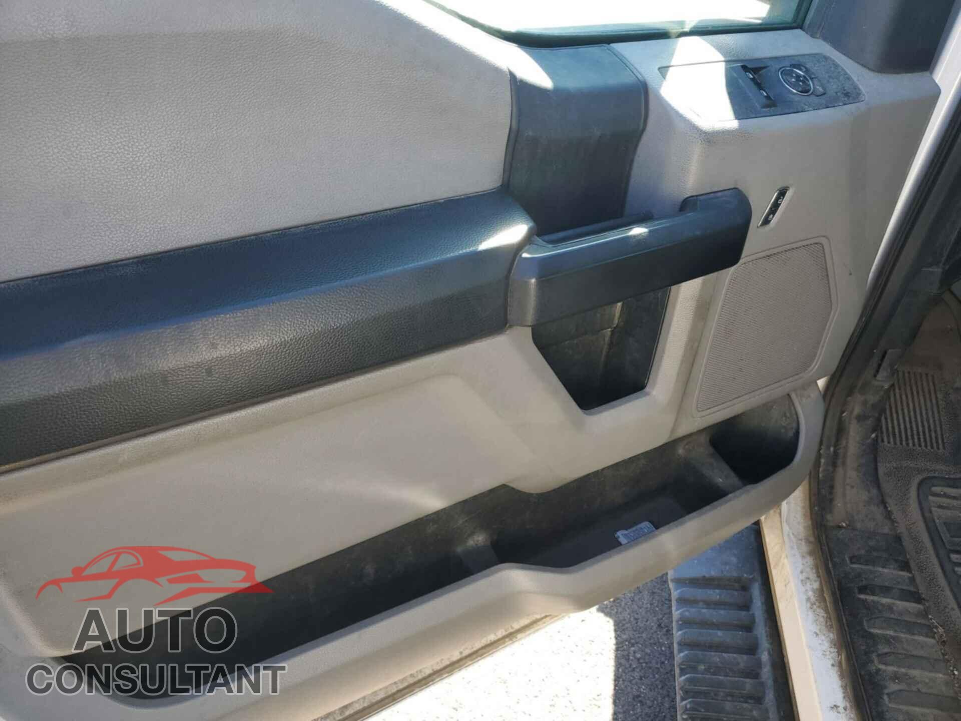 FORD F350 2017 - 1FDRF3H69HEC58009