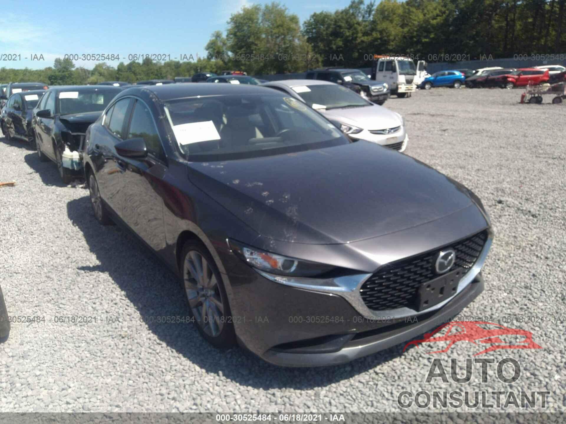 MAZDA MAZDA3 SEDAN 2019 - JM1BPBAM9K1115565