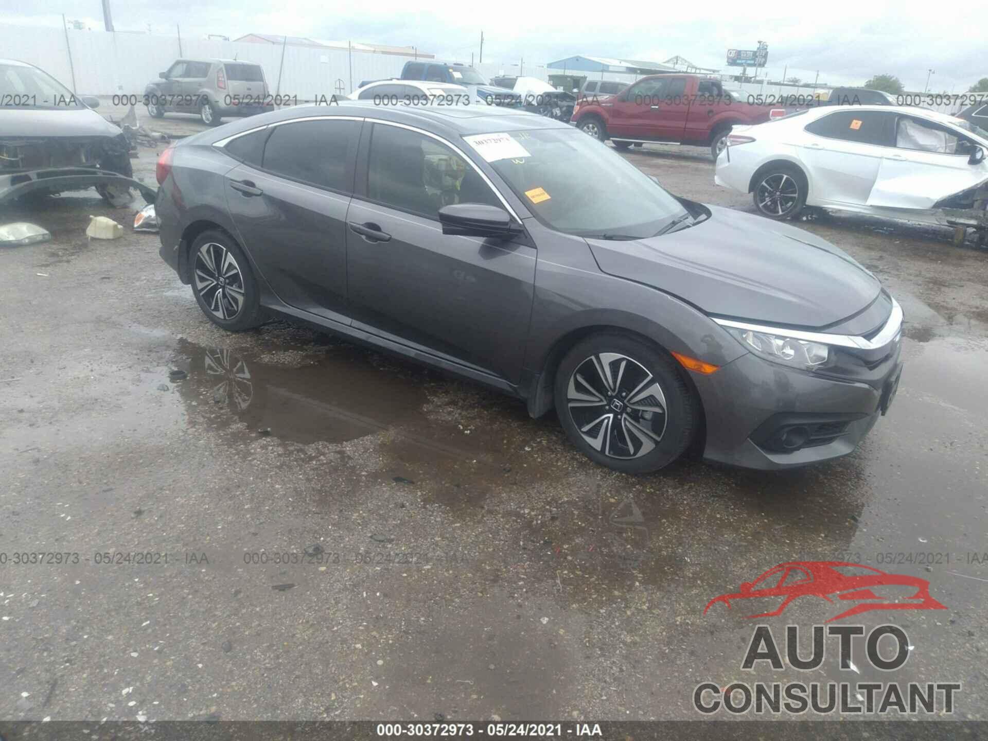 HONDA CIVIC SEDAN 2018 - JHMFC1F7XJX022896