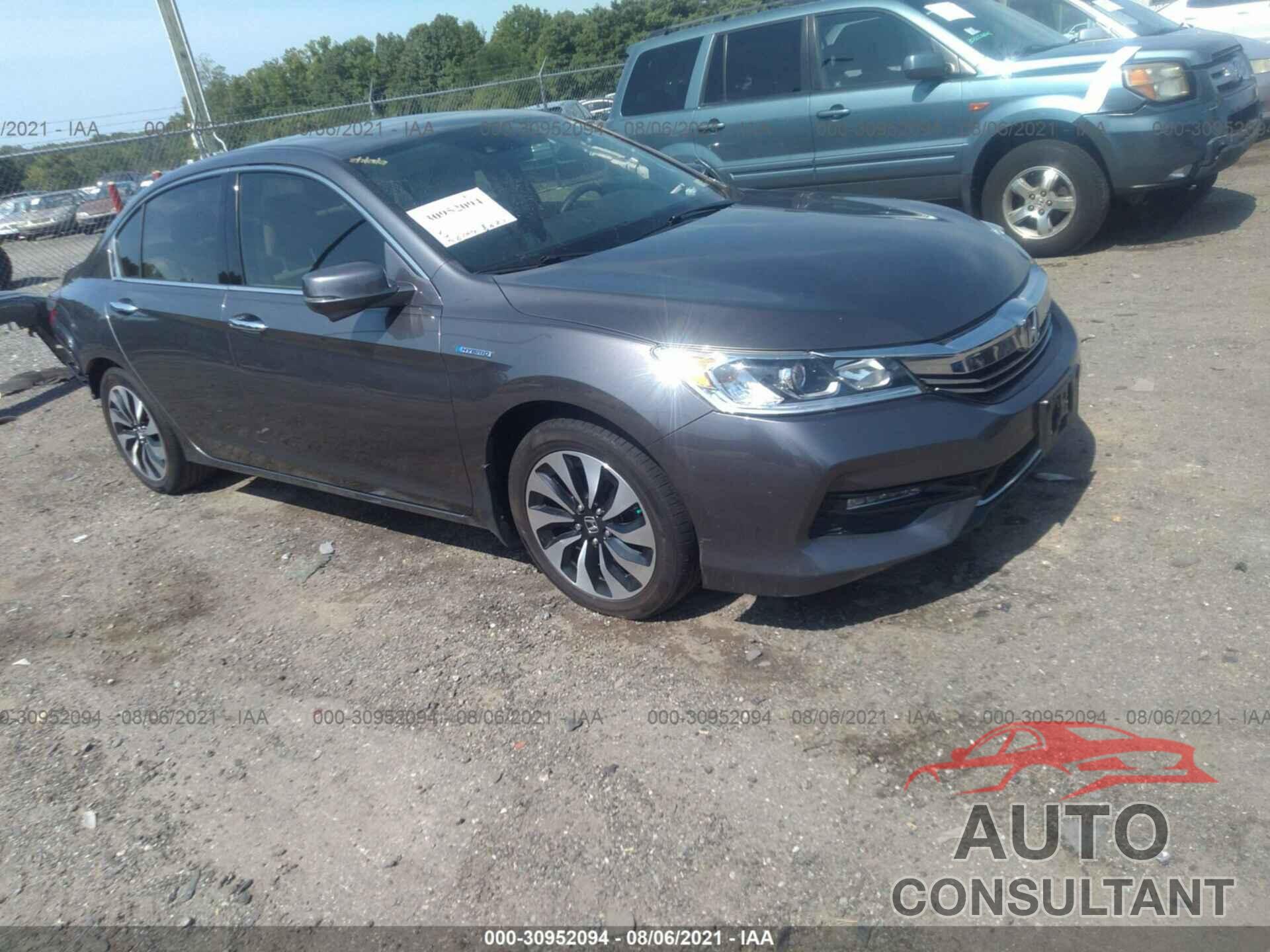 HONDA ACCORD HYBRID 2017 - JHMCR6F52HC019330