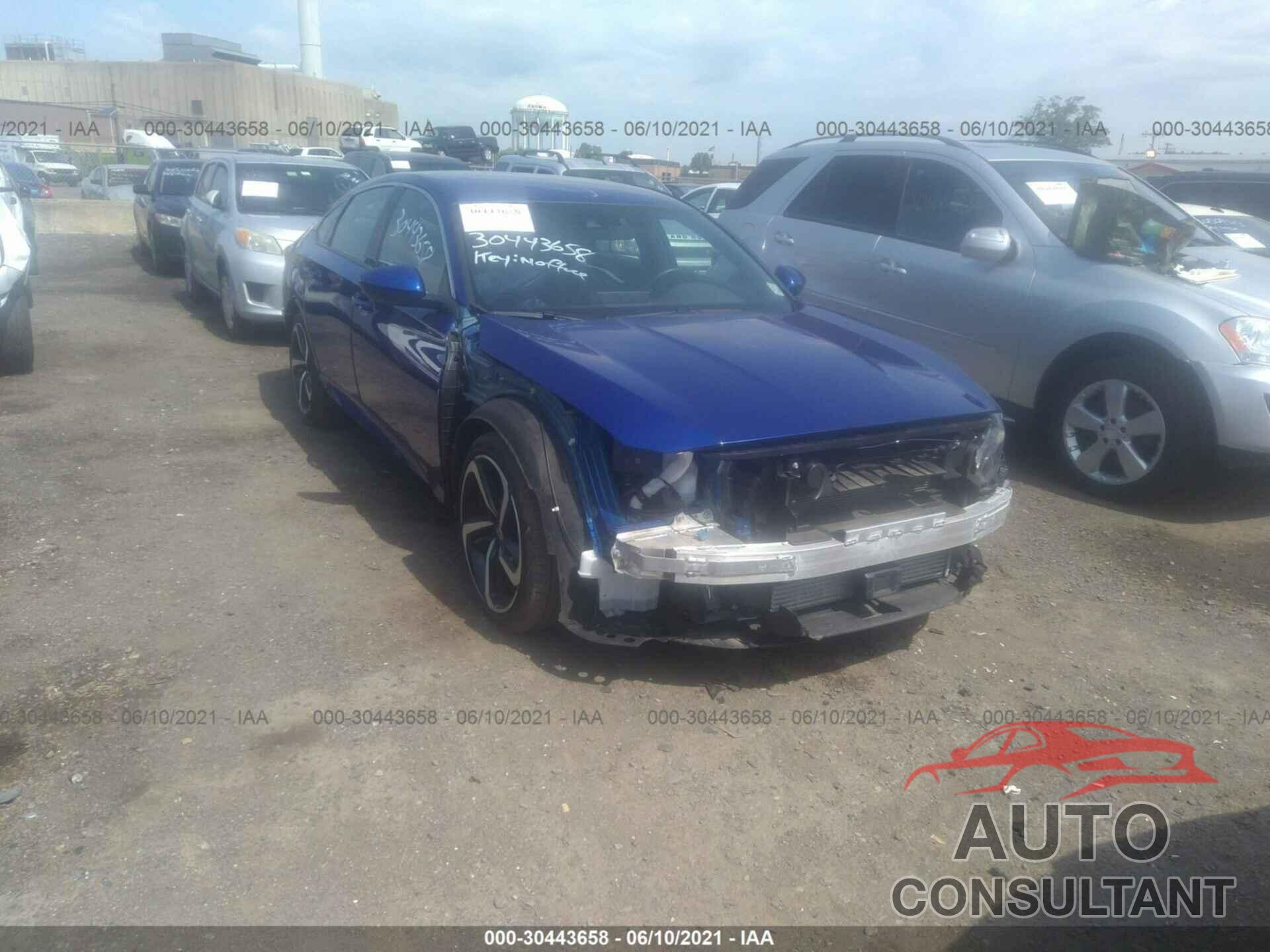 HONDA ACCORD SEDAN 2019 - 1HGCV1F33KA167375