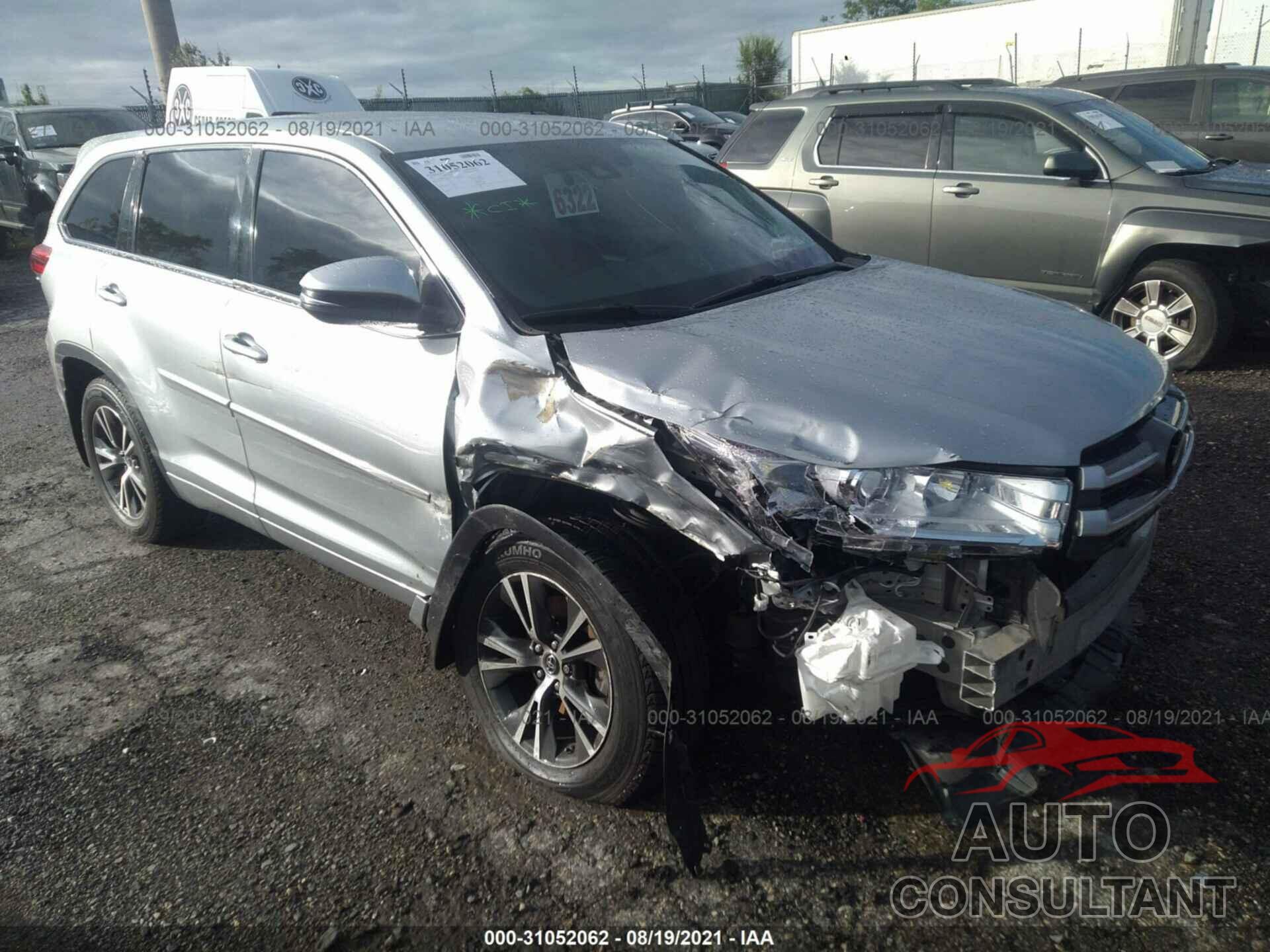 TOYOTA HIGHLANDER 2017 - 5TDBZRFH5HS392272