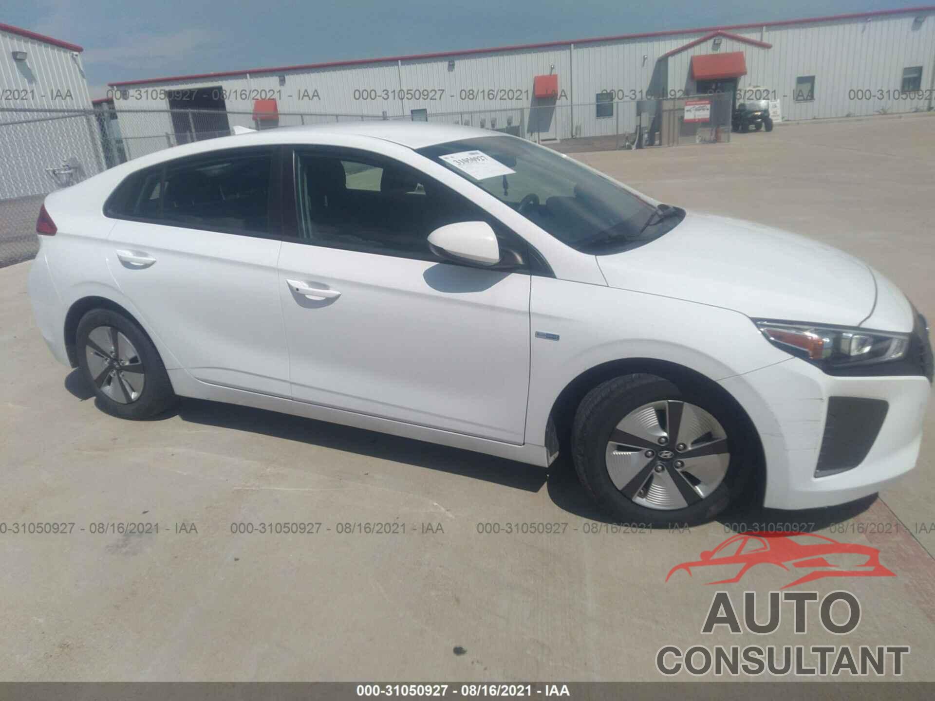 HYUNDAI IONIQ HYBRID 2018 - KMHC65LCXJU100367