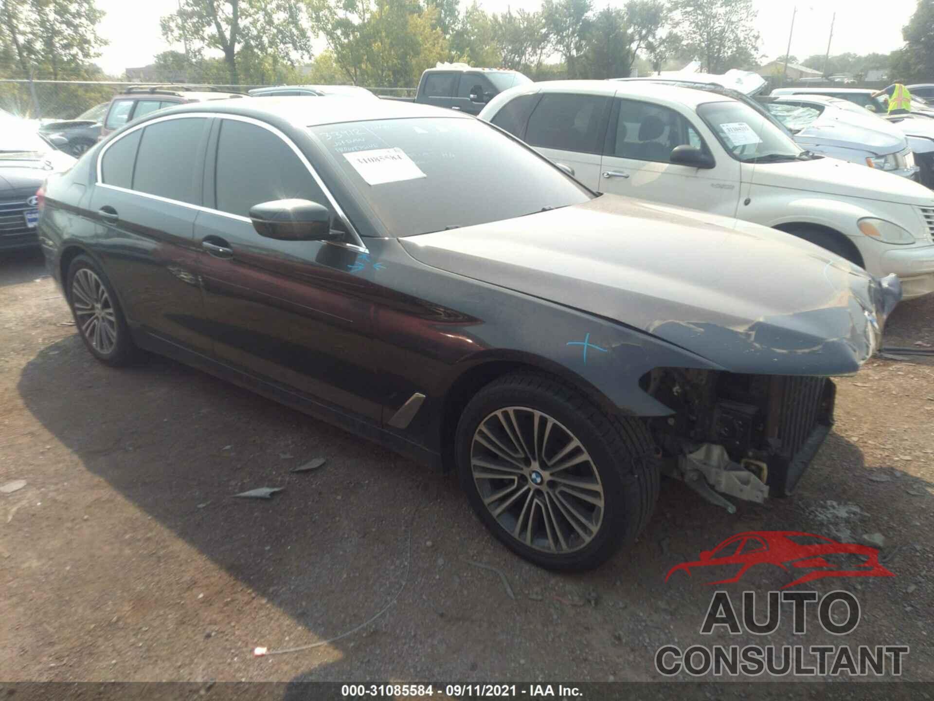 BMW 5 SERIES 2019 - WBAJA7C50KG911485