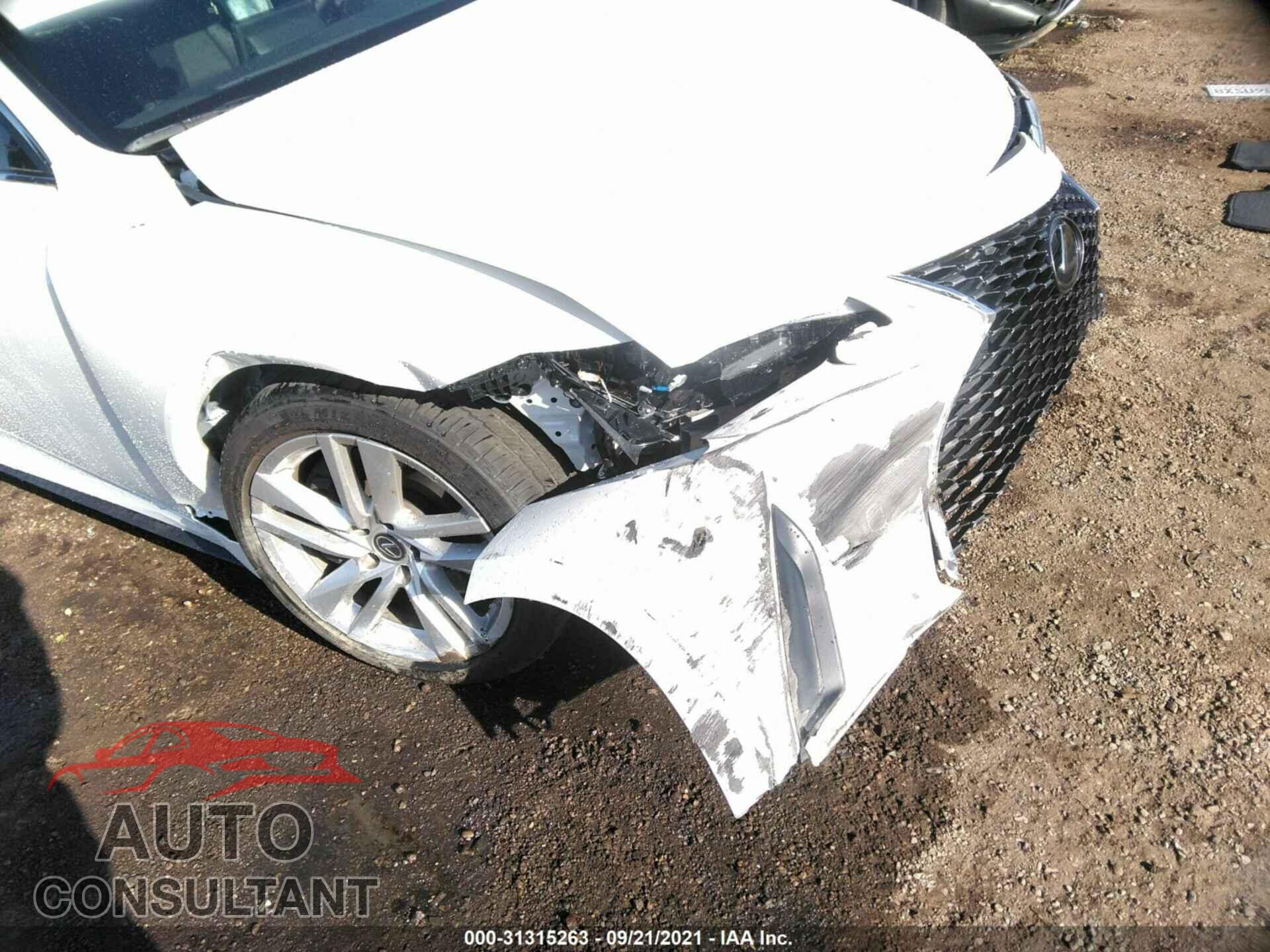 LEXUS IS 2021 - JTHAA1D20M5117314