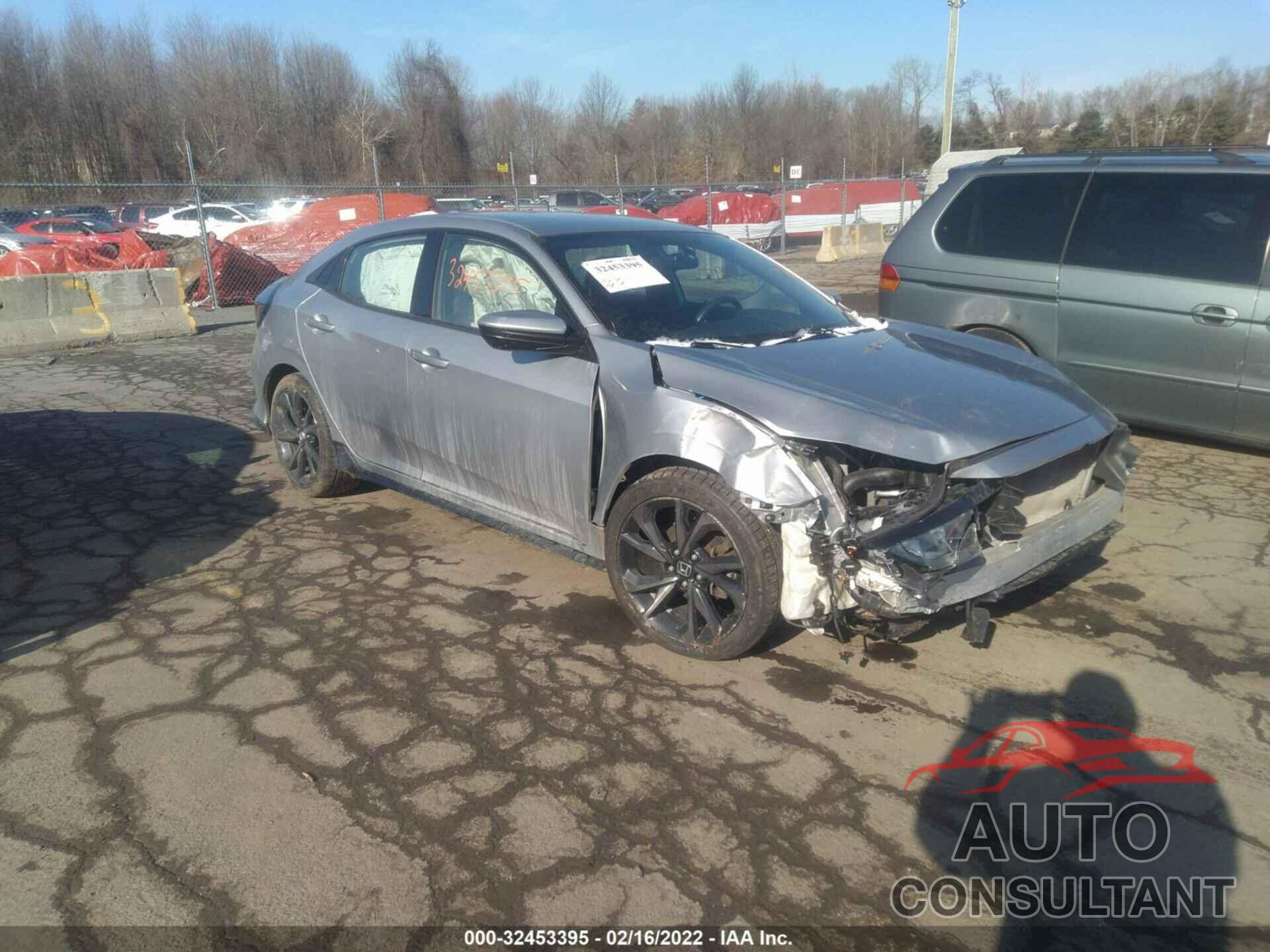 HONDA CIVIC HATCHBACK 2018 - SHHFK7G47JU209310