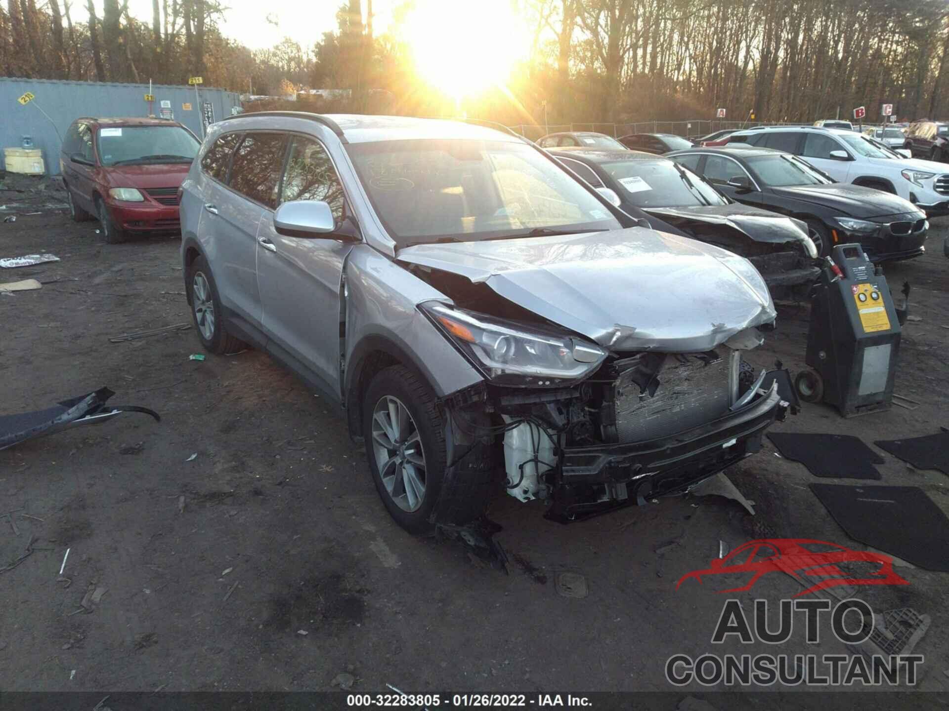 HYUNDAI SANTA FE 2018 - KM8SMDHF2JU262475