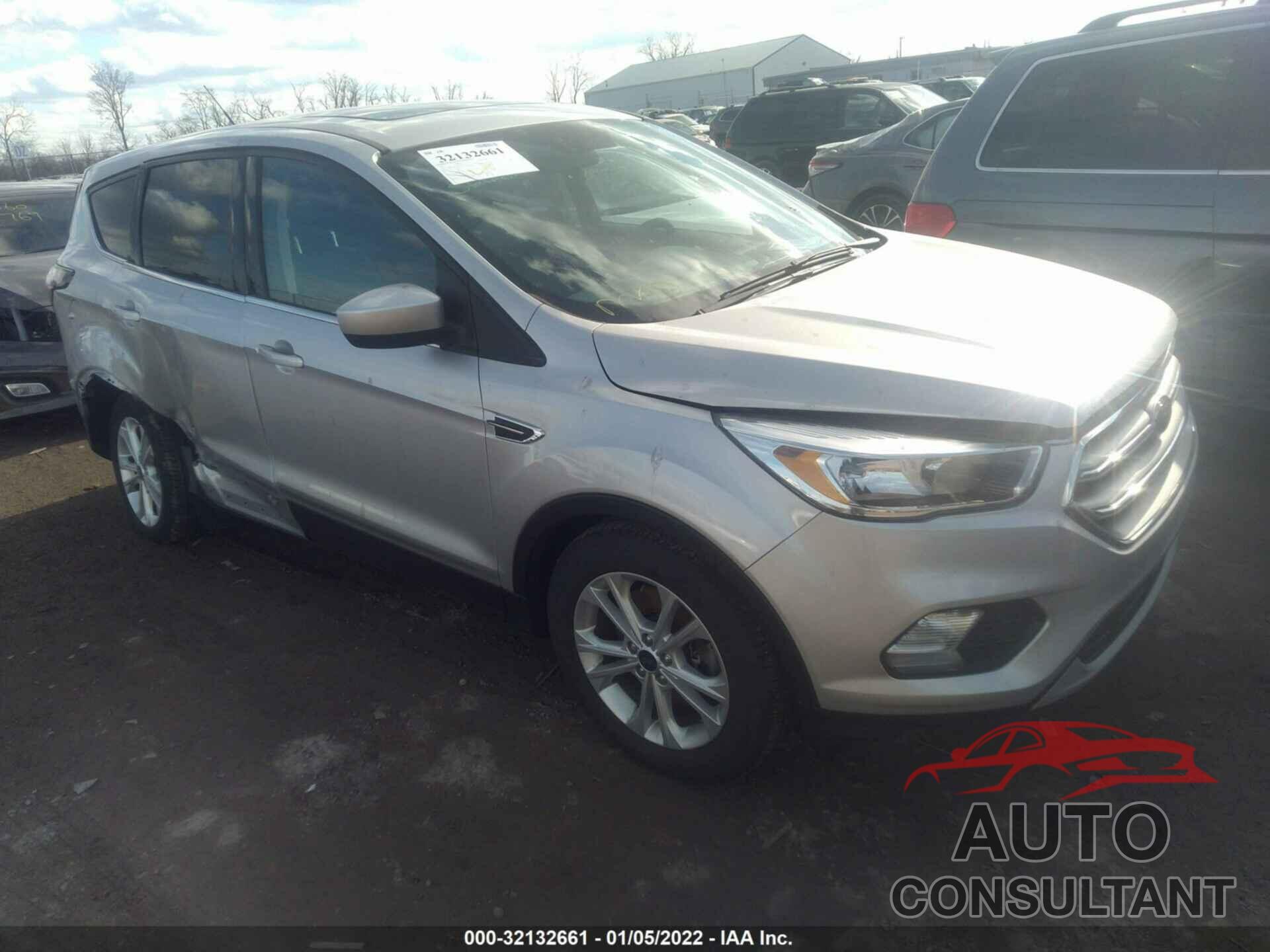 FORD ESCAPE 2017 - 1FMCU0G93HUB67717