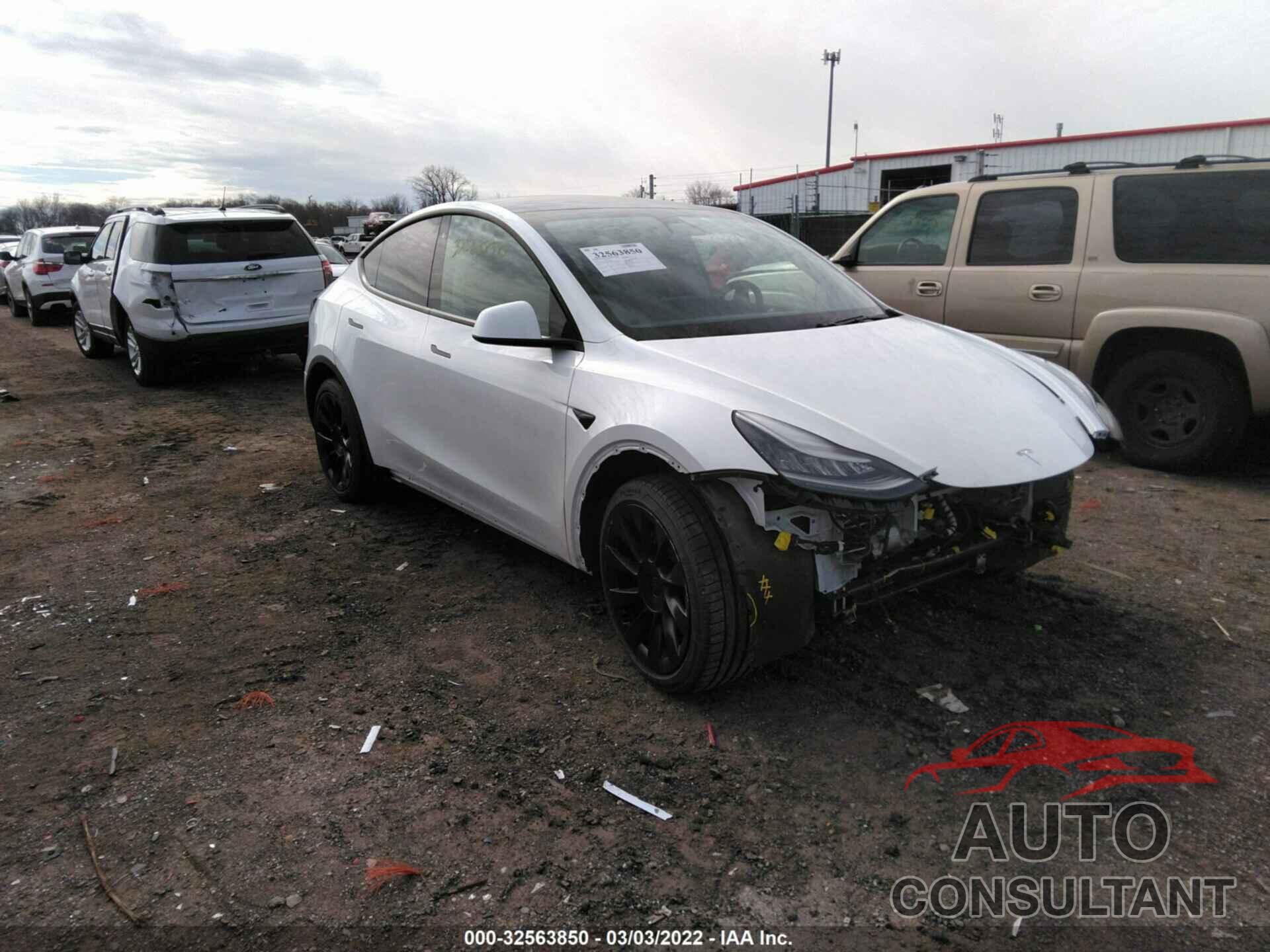 TESLA MODEL Y 2020 - 5YJYGDEE7LF008645