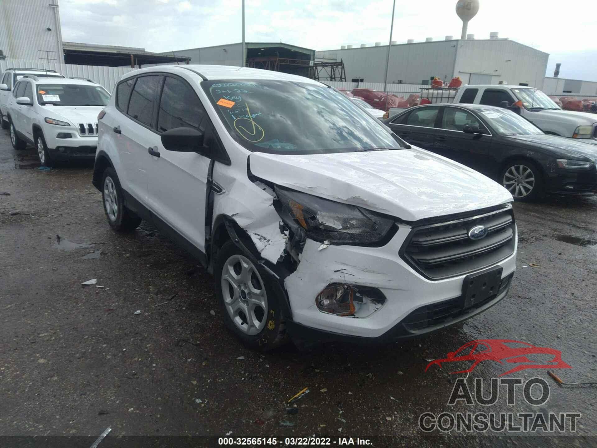 FORD ESCAPE 2019 - 1FMCU0F74KUA17557