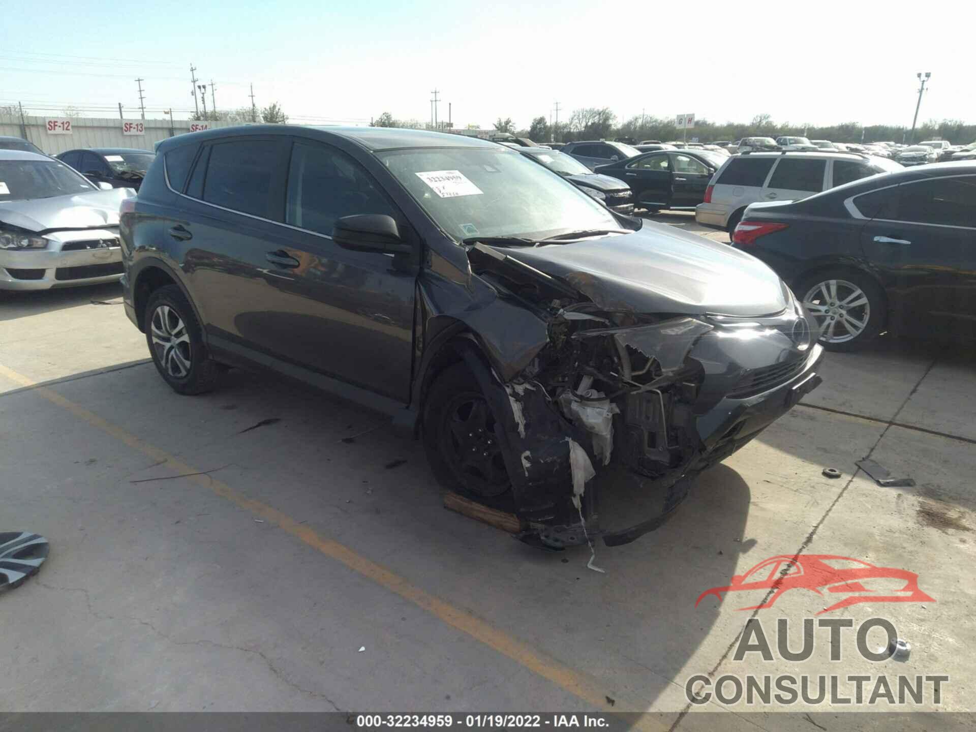TOYOTA RAV4 2018 - 2T3ZFREV5JW431185