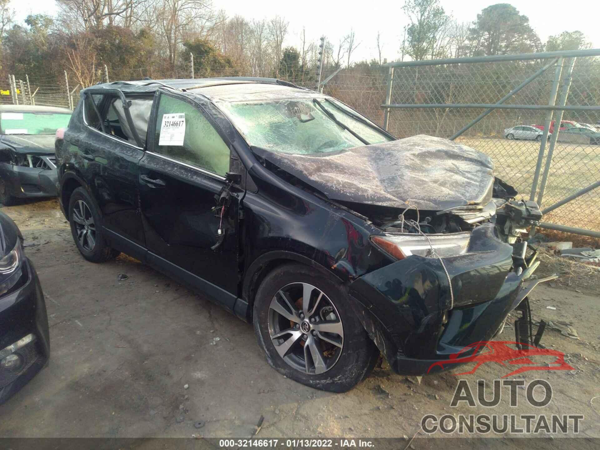 TOYOTA RAV4 2018 - JTMWFREV4JJ745475