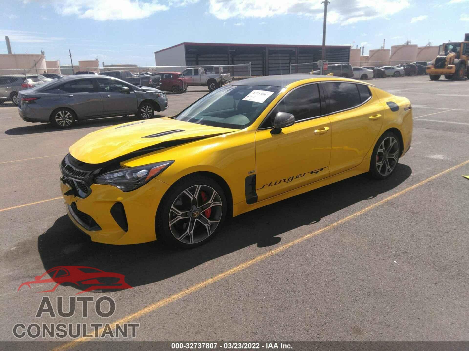KIA STINGER 2018 - KNAE35LCXJ6020008