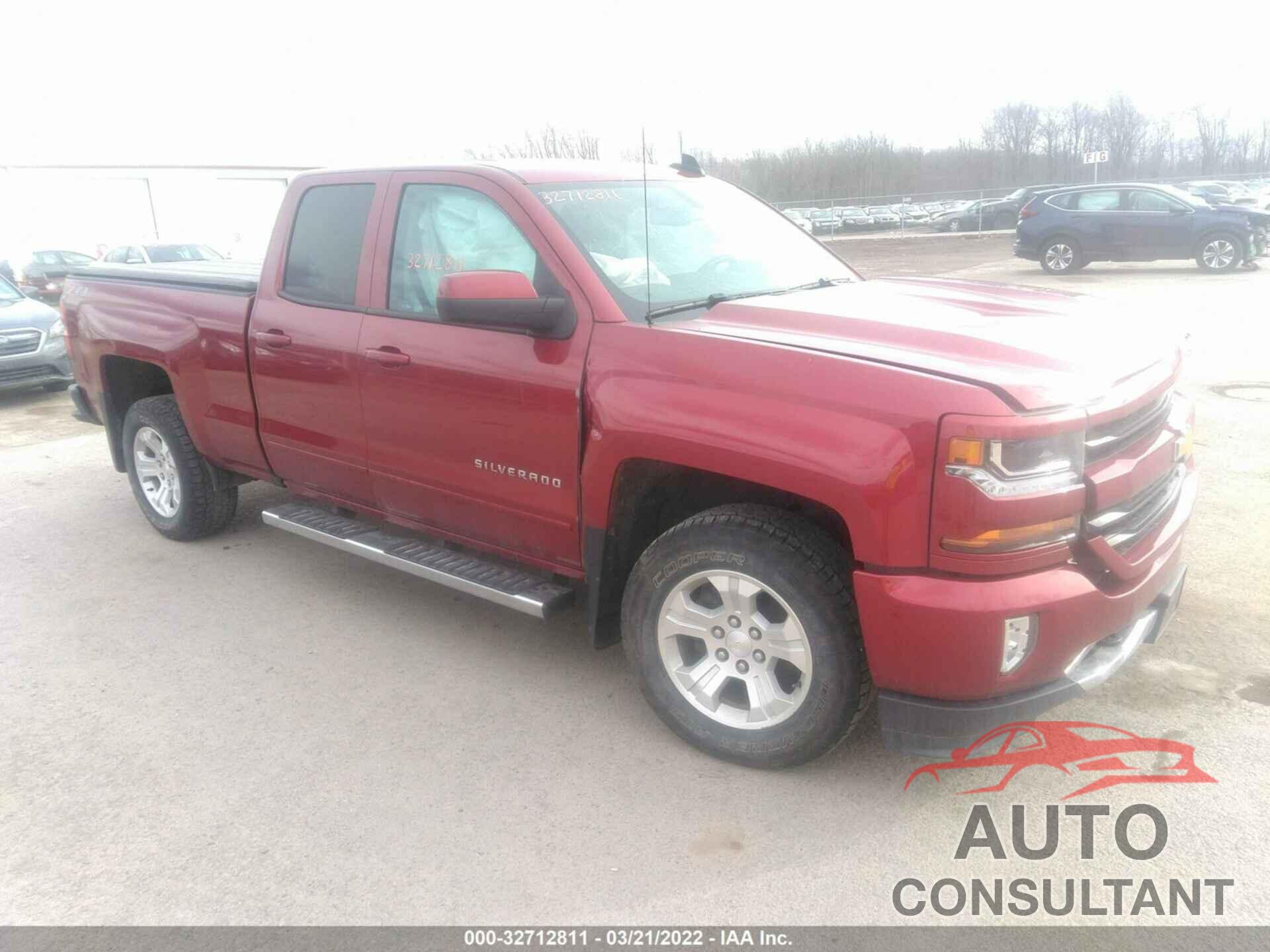 CHEVROLET SILVERADO 1500 2018 - 1GCVKREC4JZ270014