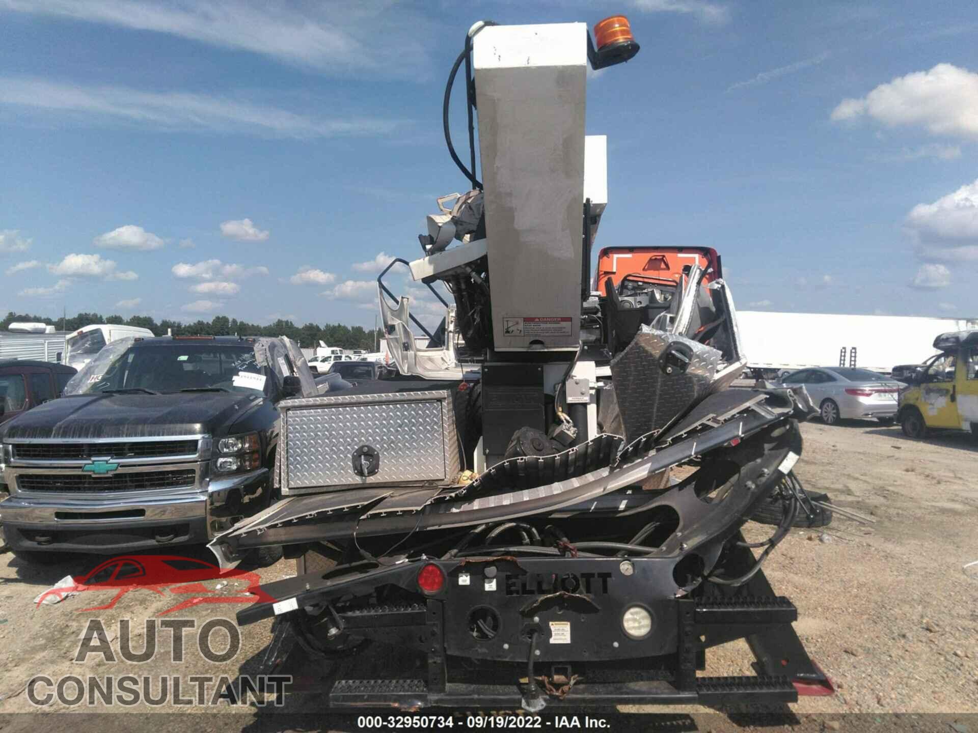 CHEVROLET SILVERADO MD 2019 - 1HTKHPVM5KH627113