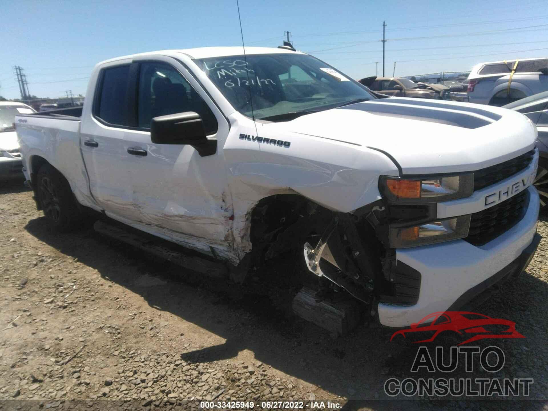 CHEVROLET SILVERADO 1500 2021 - 1GCRYBEK6MZ281177