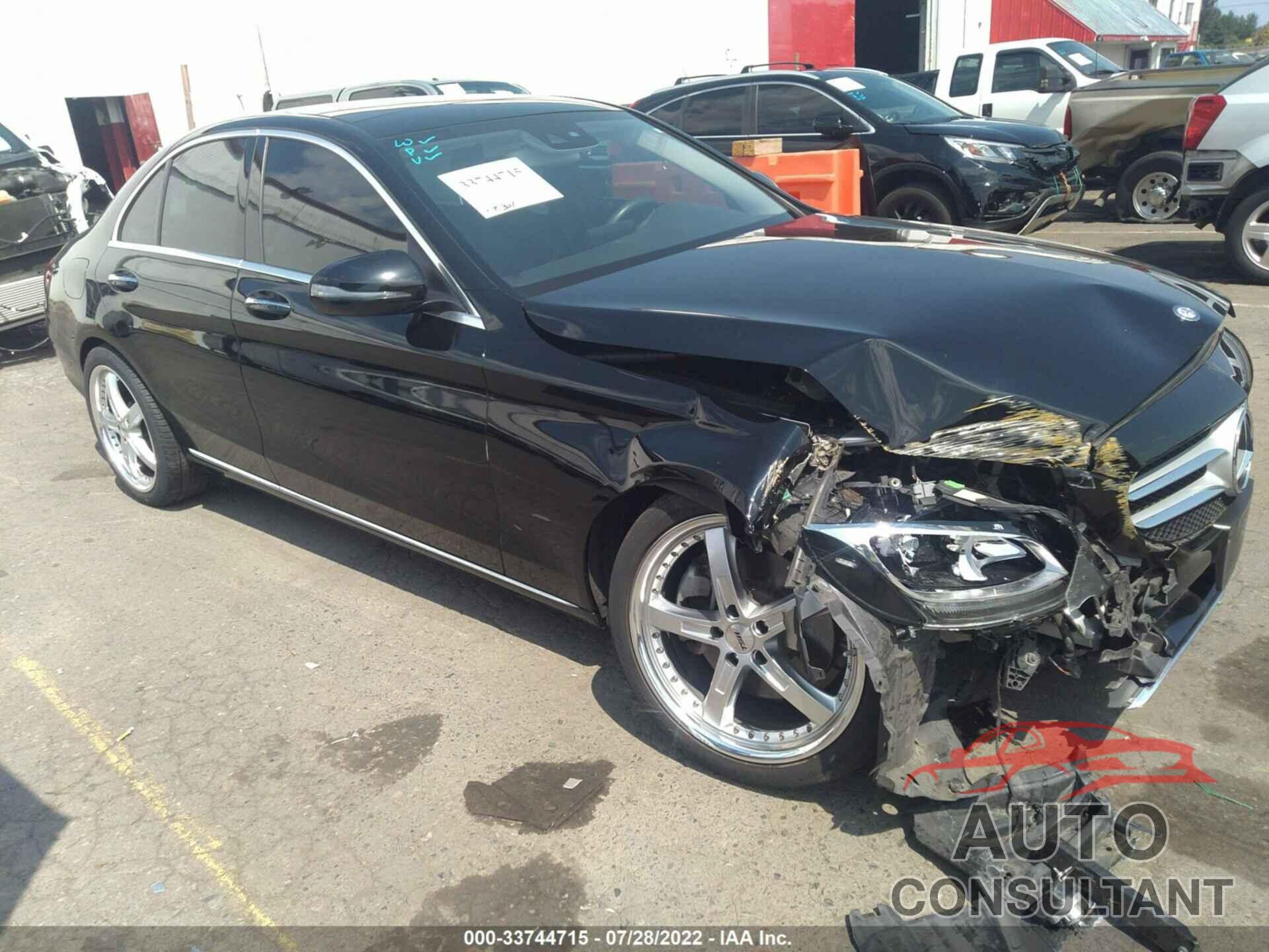 MERCEDES-BENZ C-CLASS 2017 - 55SWF4KB7HU205597