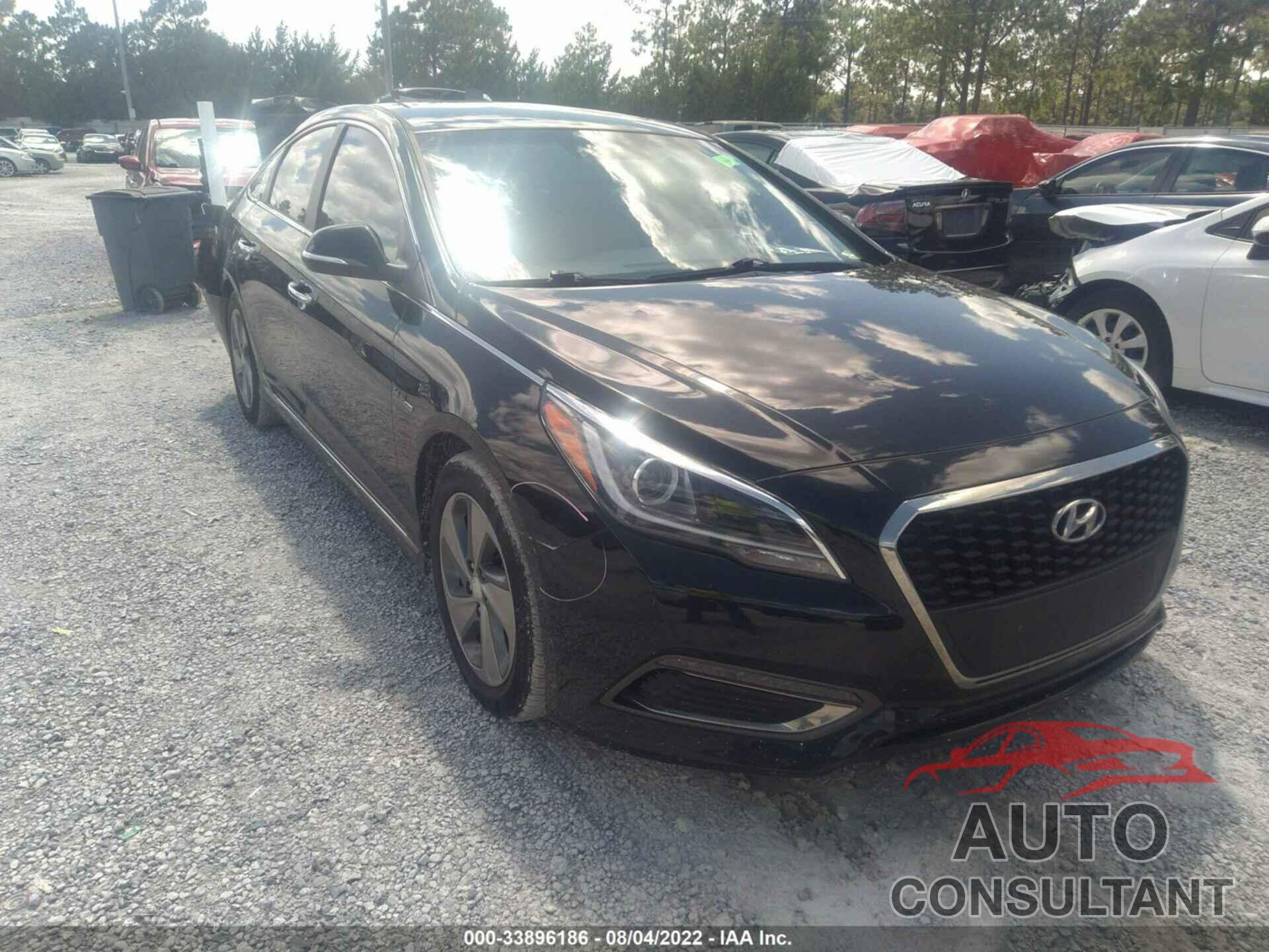 HYUNDAI SONATA HYBRID 2017 - KMHE34L34HA071097