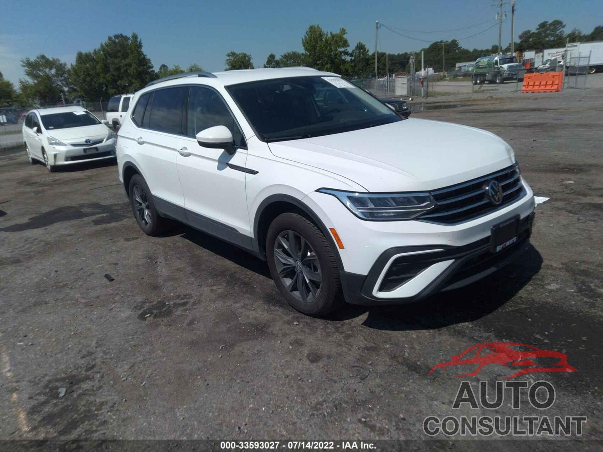 VOLKSWAGEN TIGUAN 2022 - 3VV3B7AX1NM044106