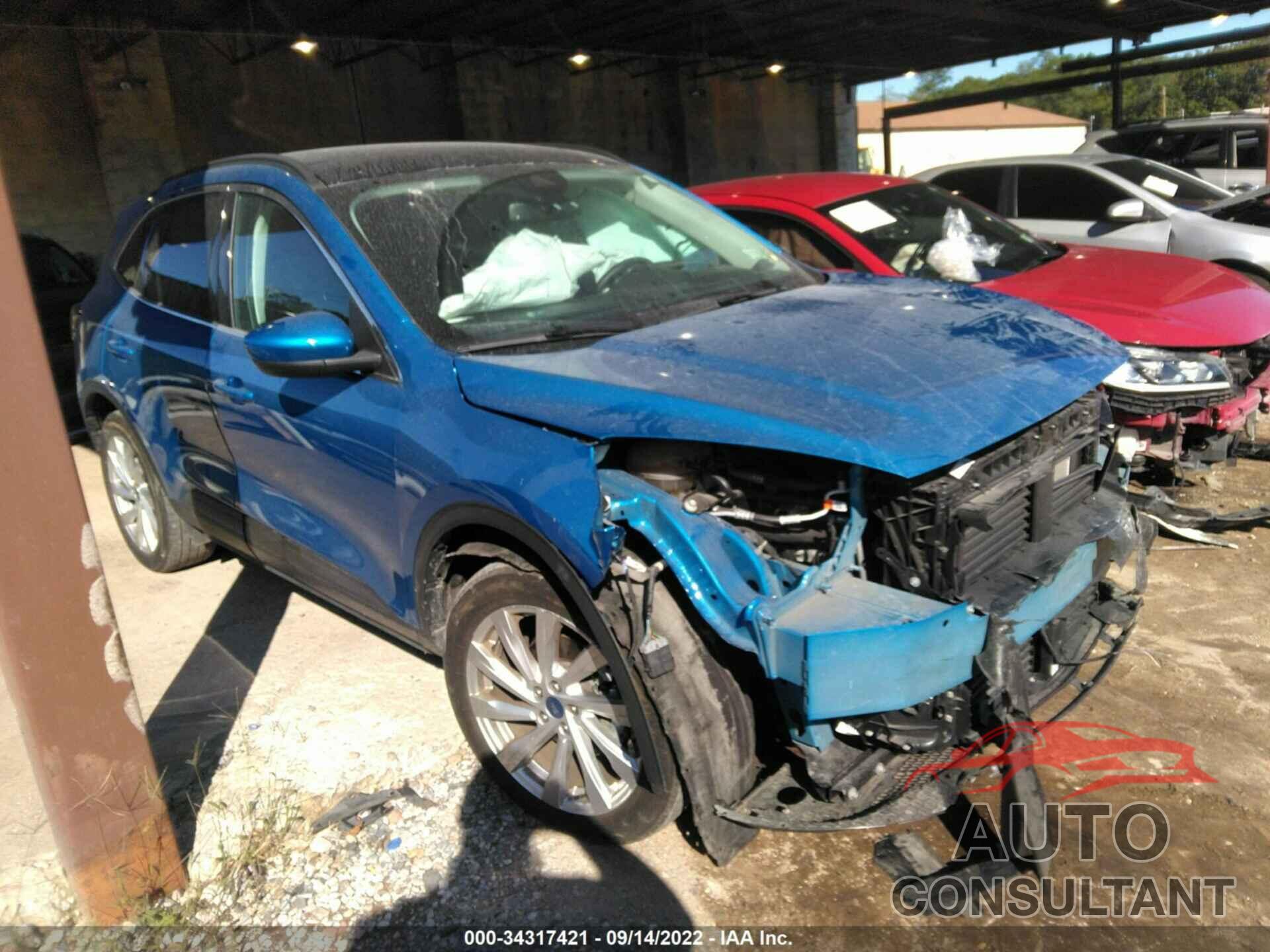 FORD ESCAPE 2021 - 1FMCU9J95MUA32522