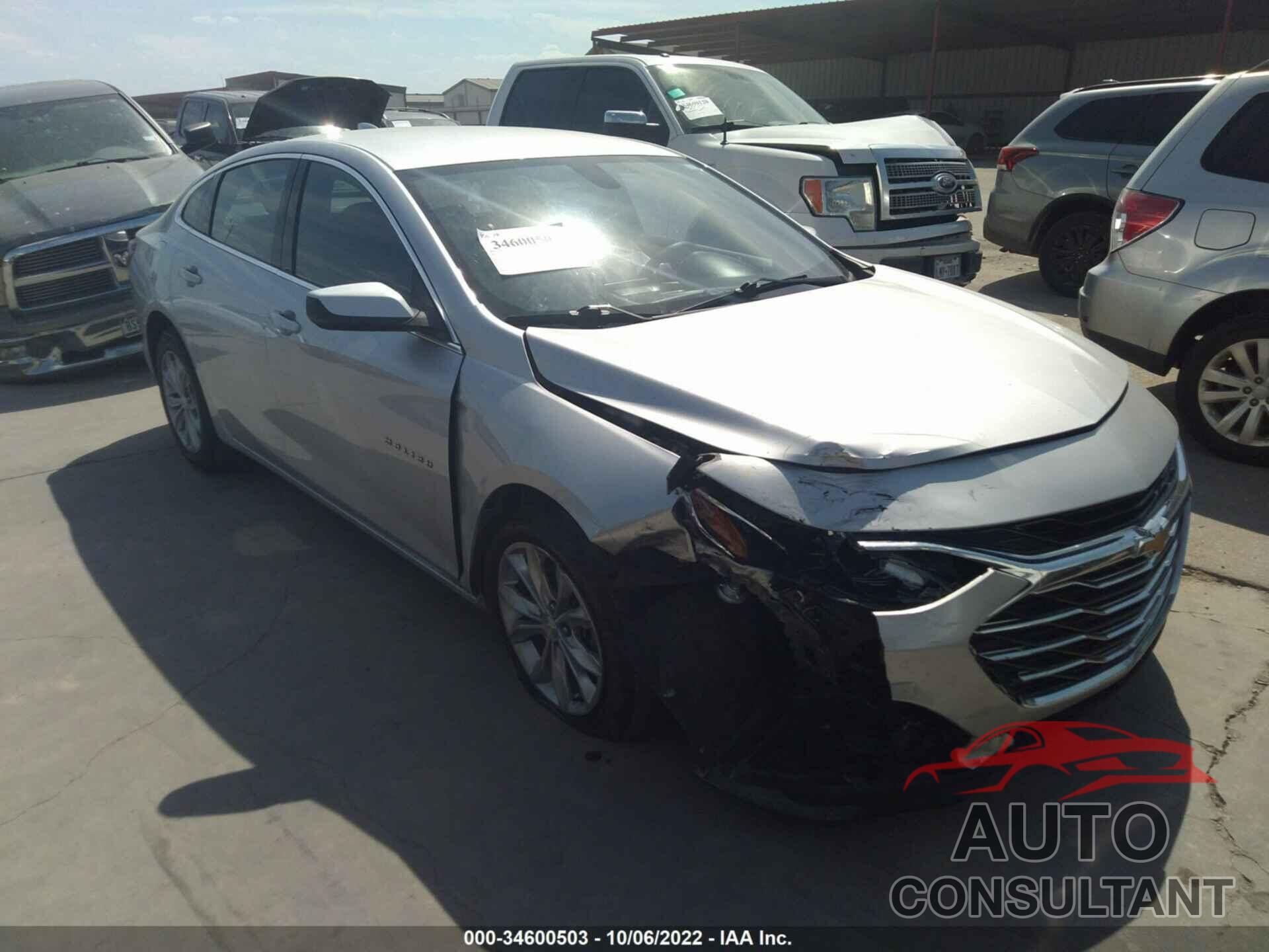 CHEVROLET MALIBU 2021 - 1G1ZD5ST5MF071142