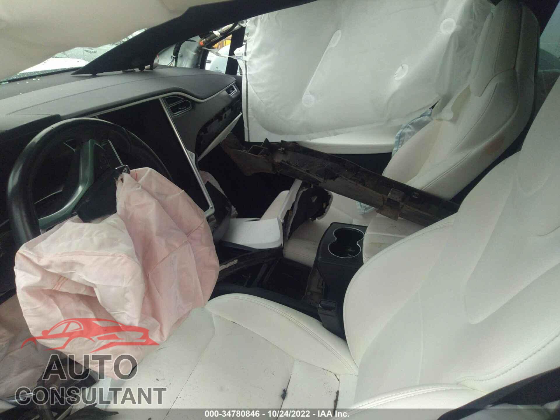 TESLA MODEL X 2018 - 5YJXCBE44JF085845