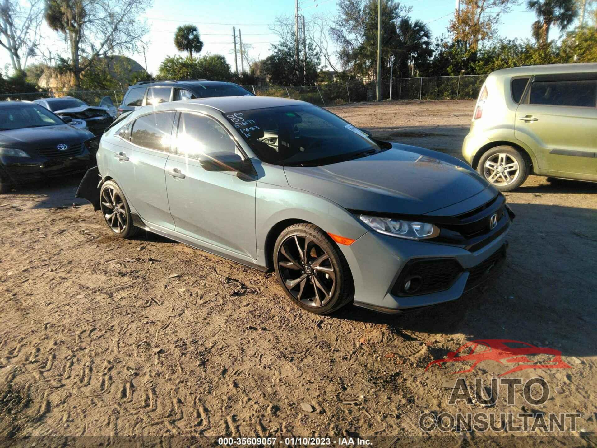 HONDA CIVIC HATCHBACK 2018 - SHHFK7H48JU221934