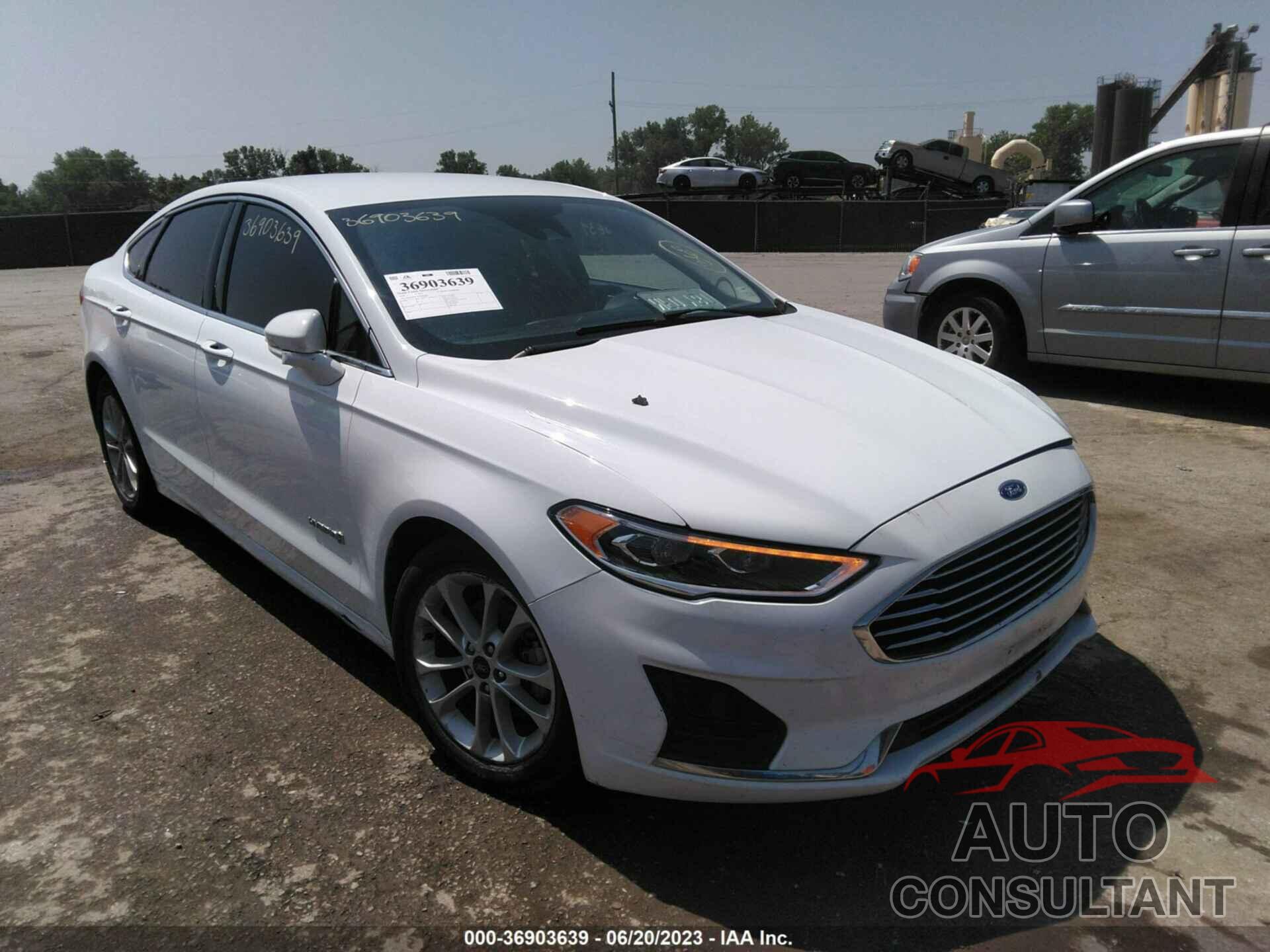 FORD FUSION HYBRID 2019 - 3FA6P0MU9KR185757