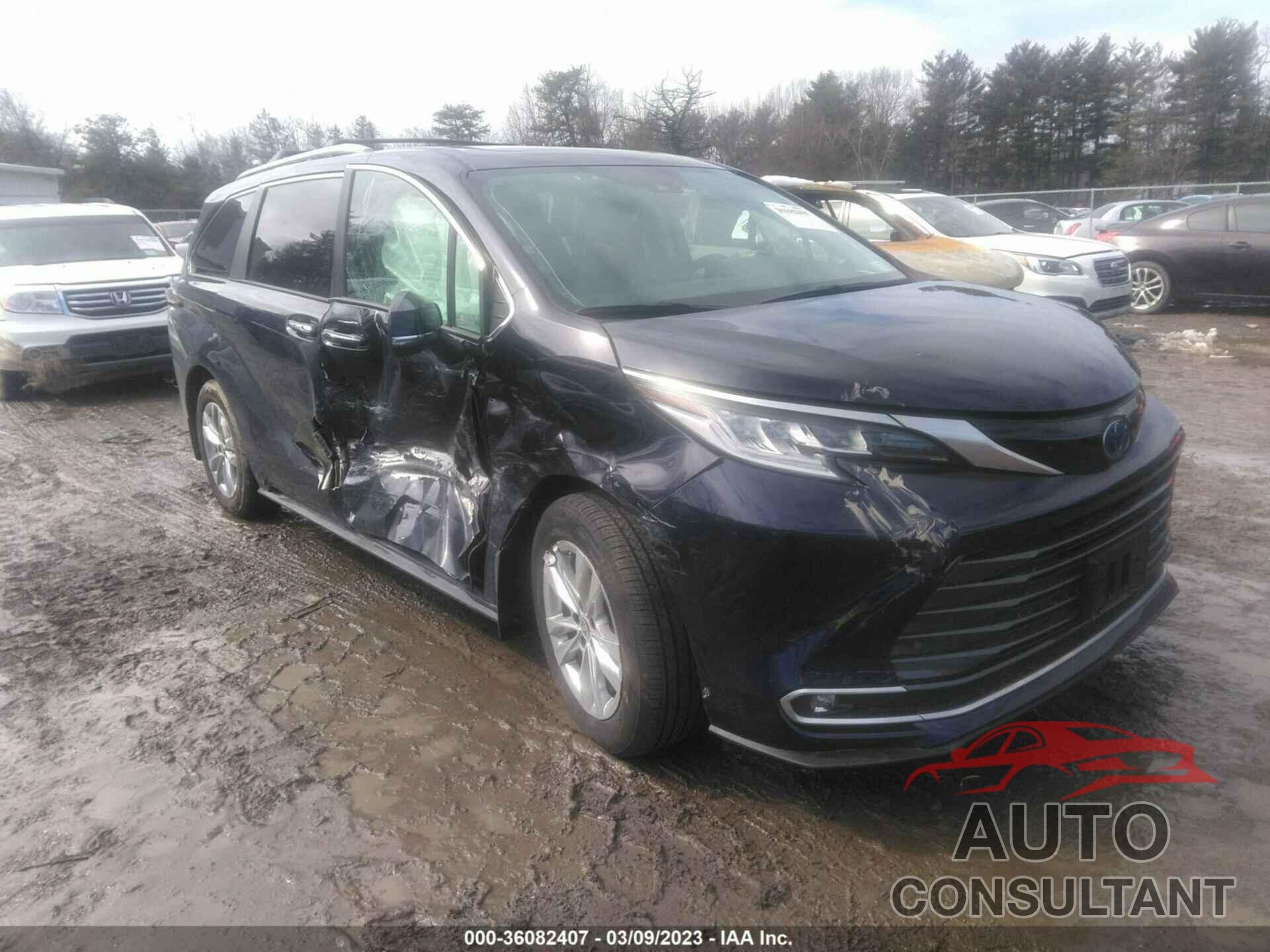 TOYOTA SIENNA 2022 - 5TDZSKFC2NS072904