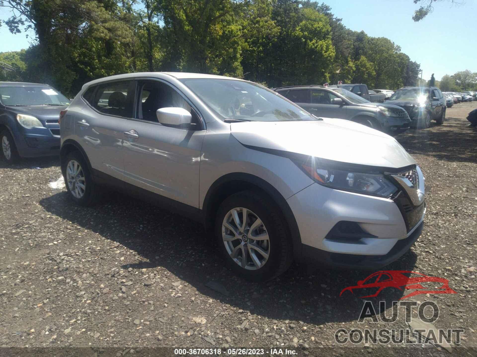 NISSAN ROGUE SPORT 2021 - JN1BJ1AV3MW561661