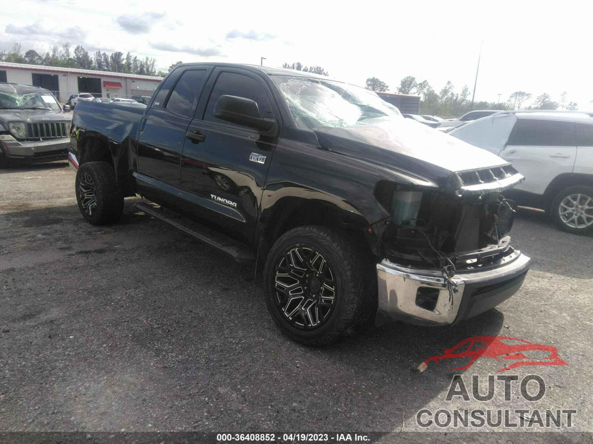 TOYOTA TUNDRA 2021 - 5TFUY5F18MX985796