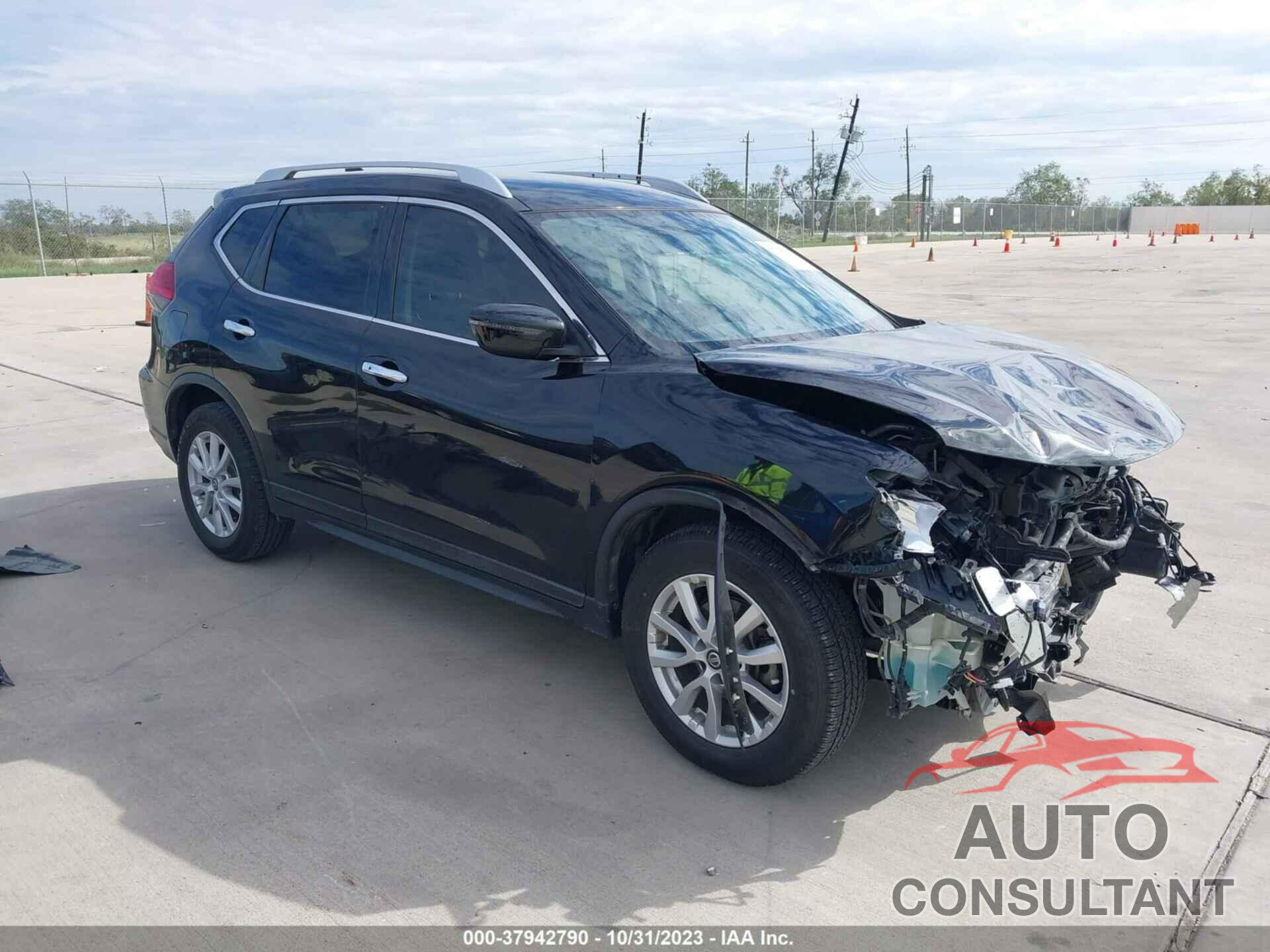 NISSAN ROGUE 2017 - KNMAT2MT4HP551594