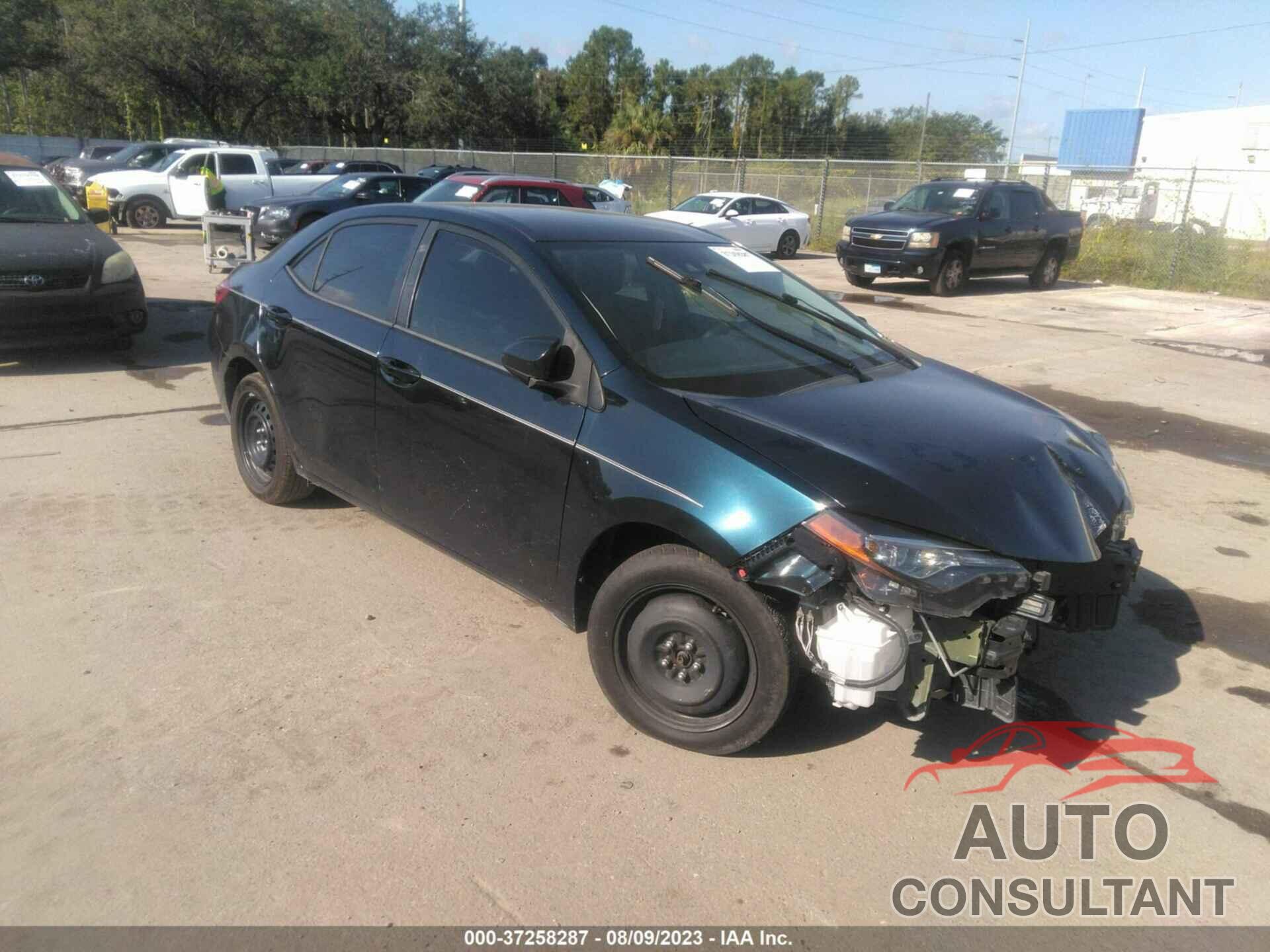 TOYOTA COROLLA 2018 - 5YFBURHE9JP816794